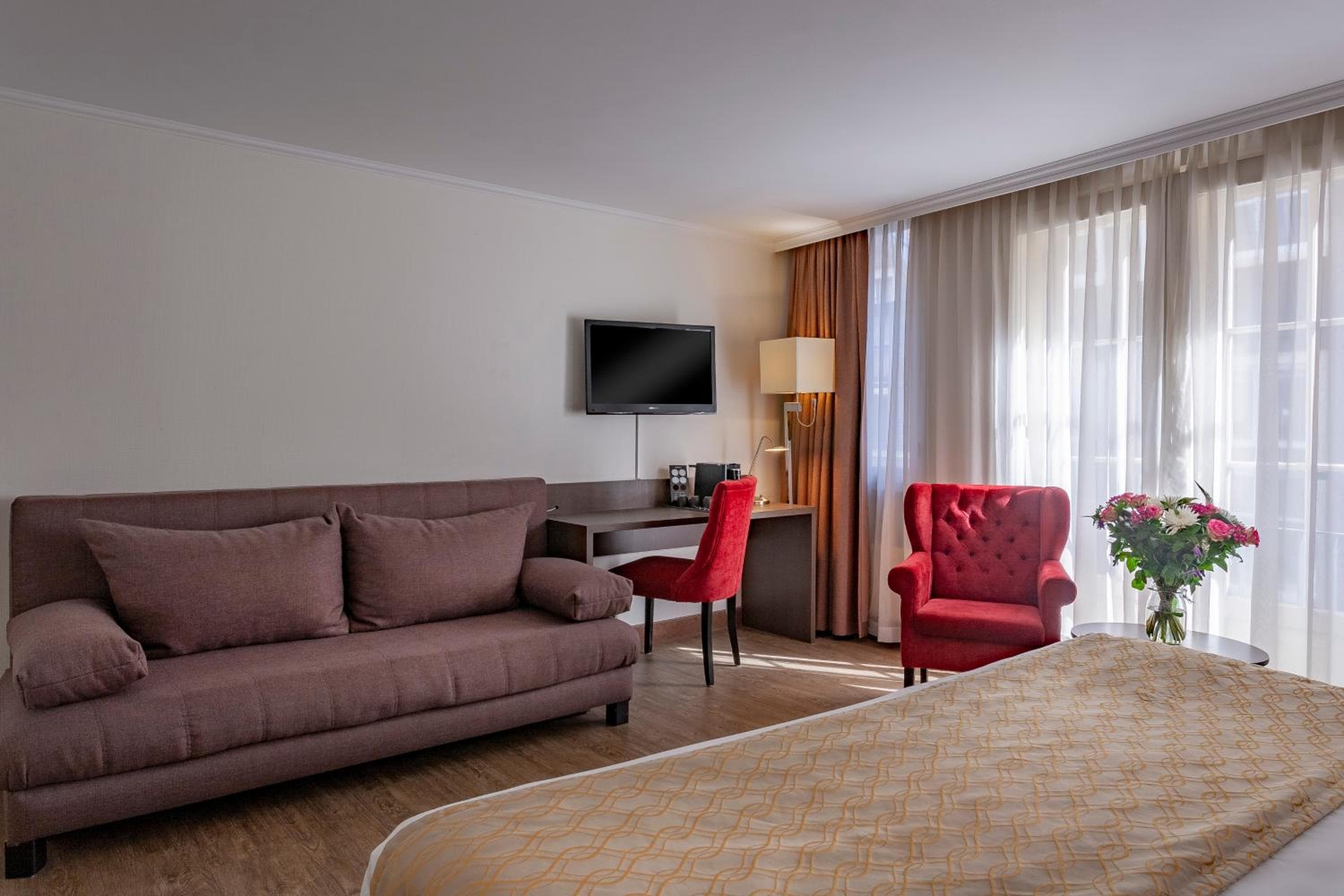 Avenue Hotel — 18