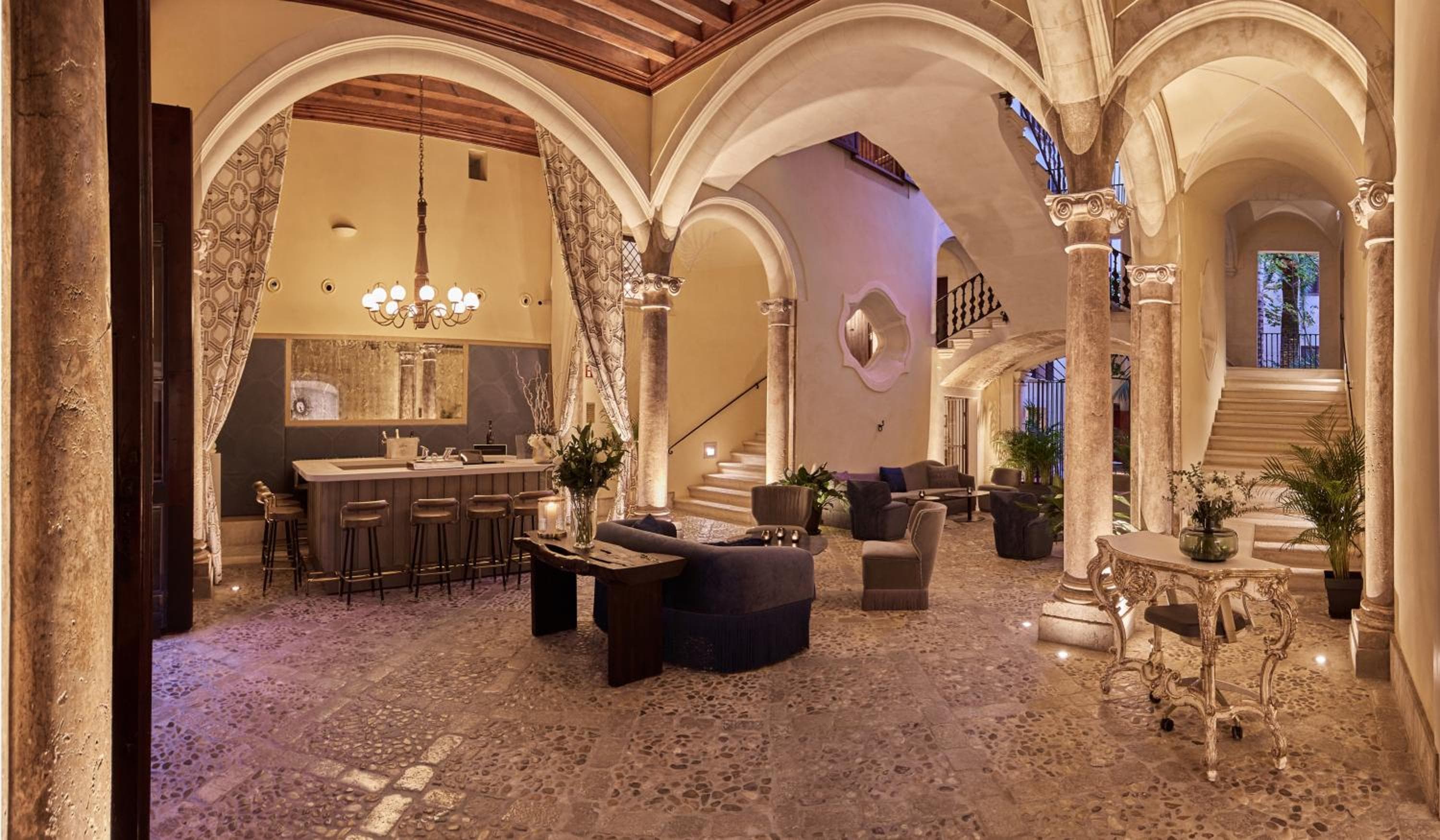 Palacio Can Marqués by Puro — 9
