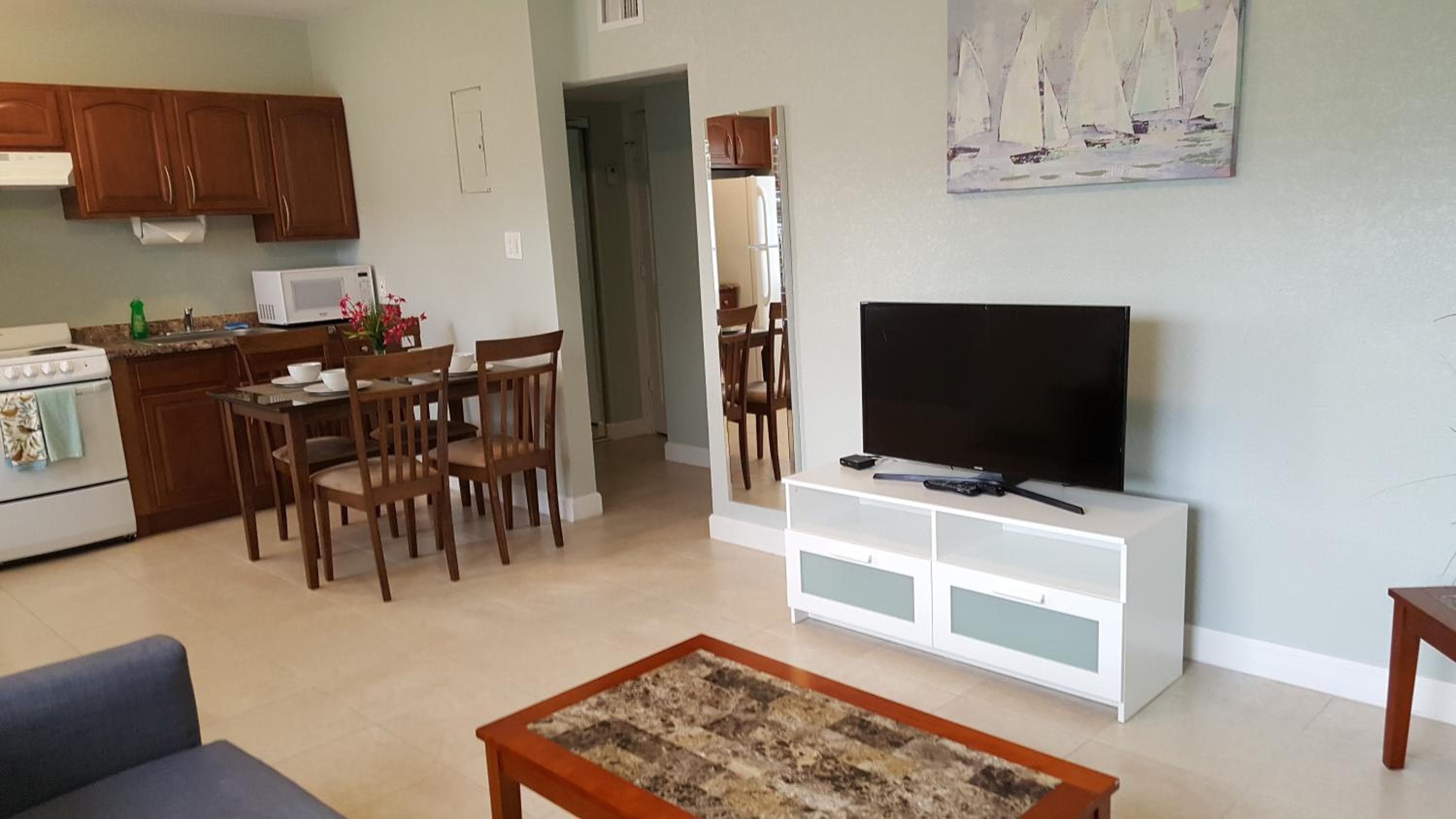Coral Key Inn — 16