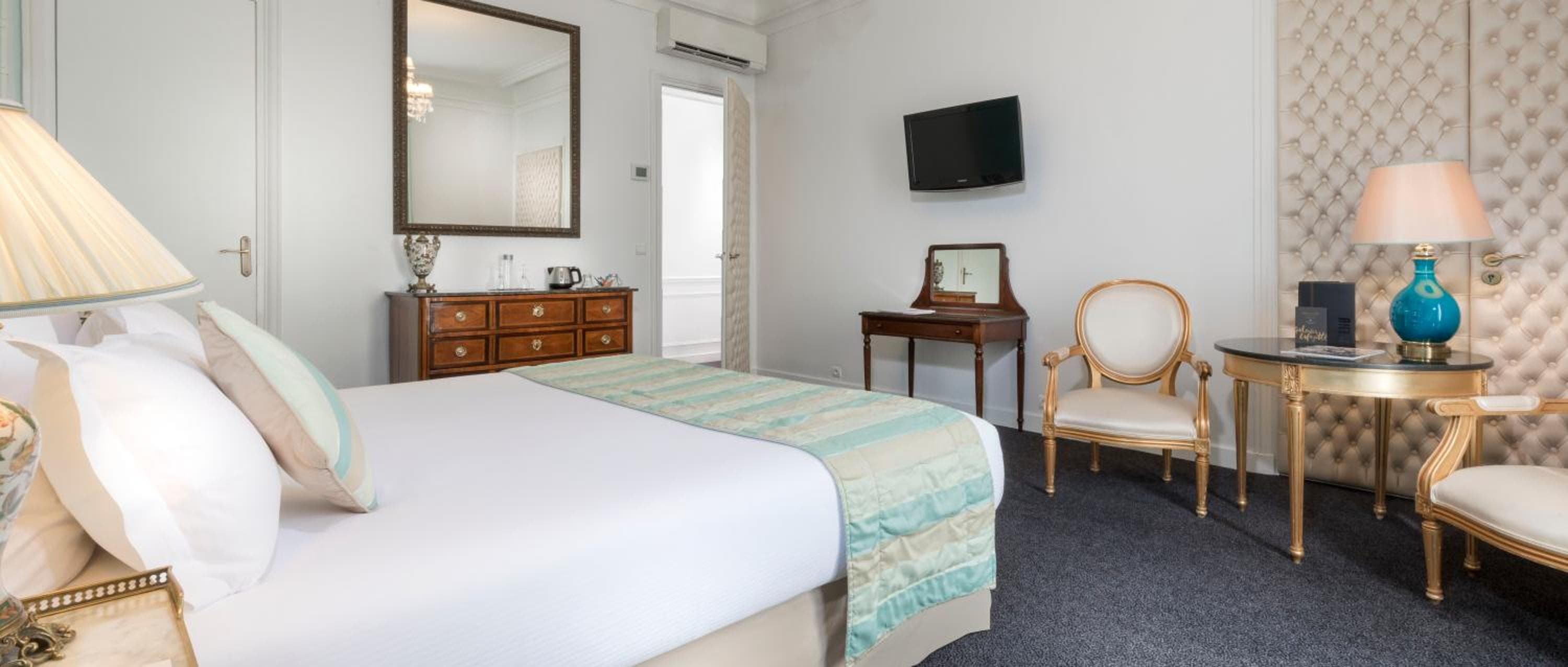 Hotel Claridge París — 19