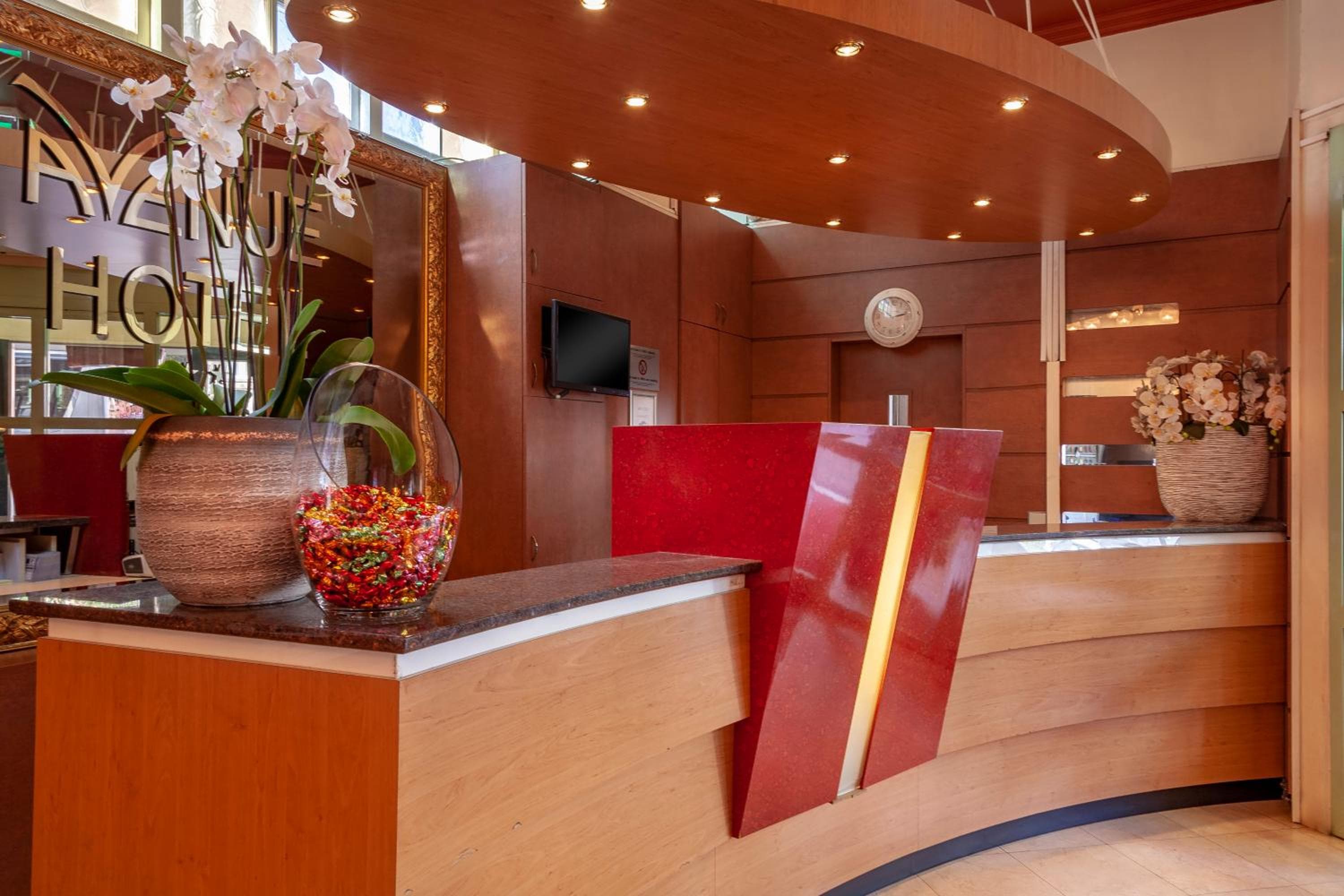 Avenue Hotel — 9
