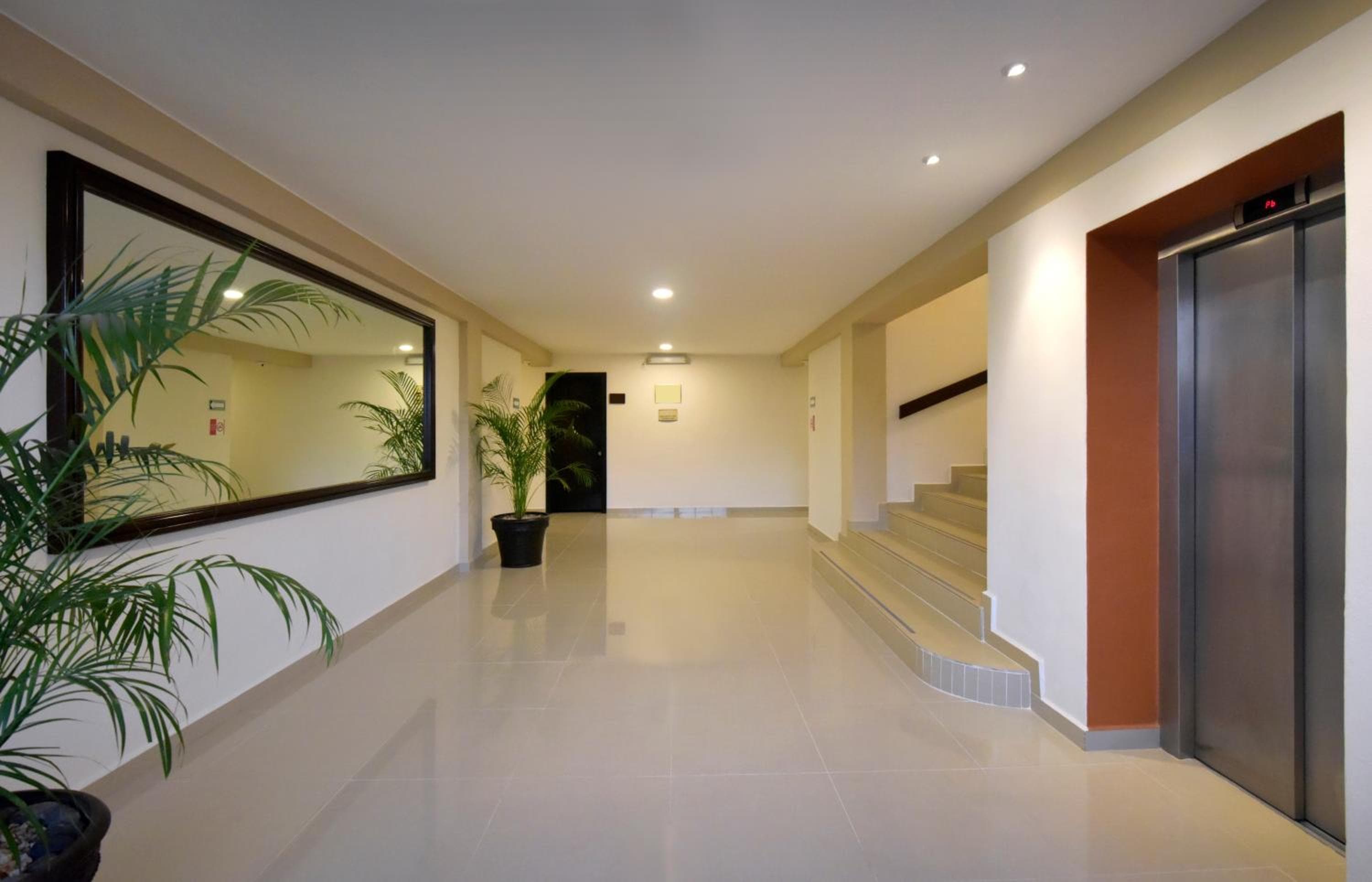 Hotel Bonampak — 19