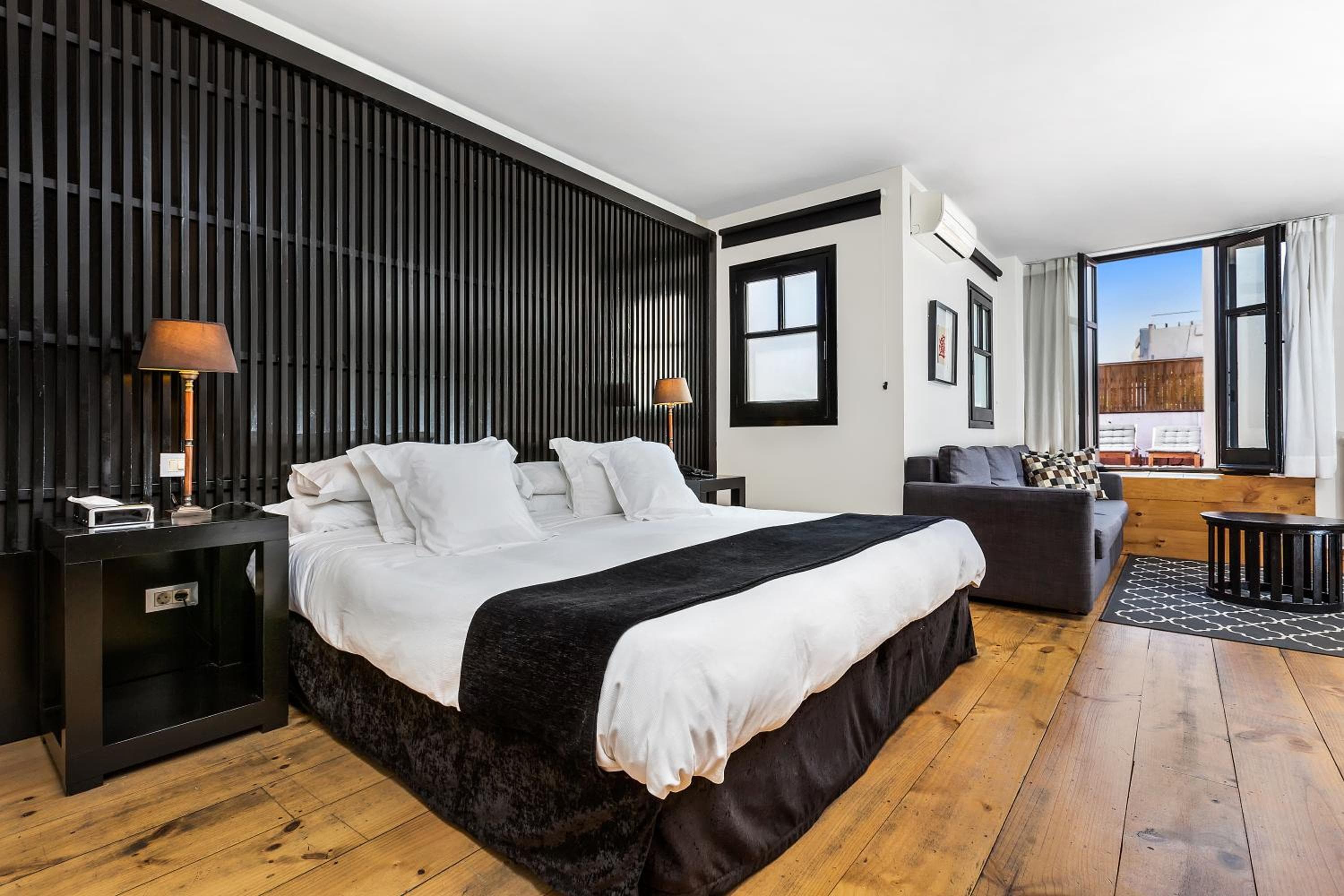 Mercado hotelero — 12
