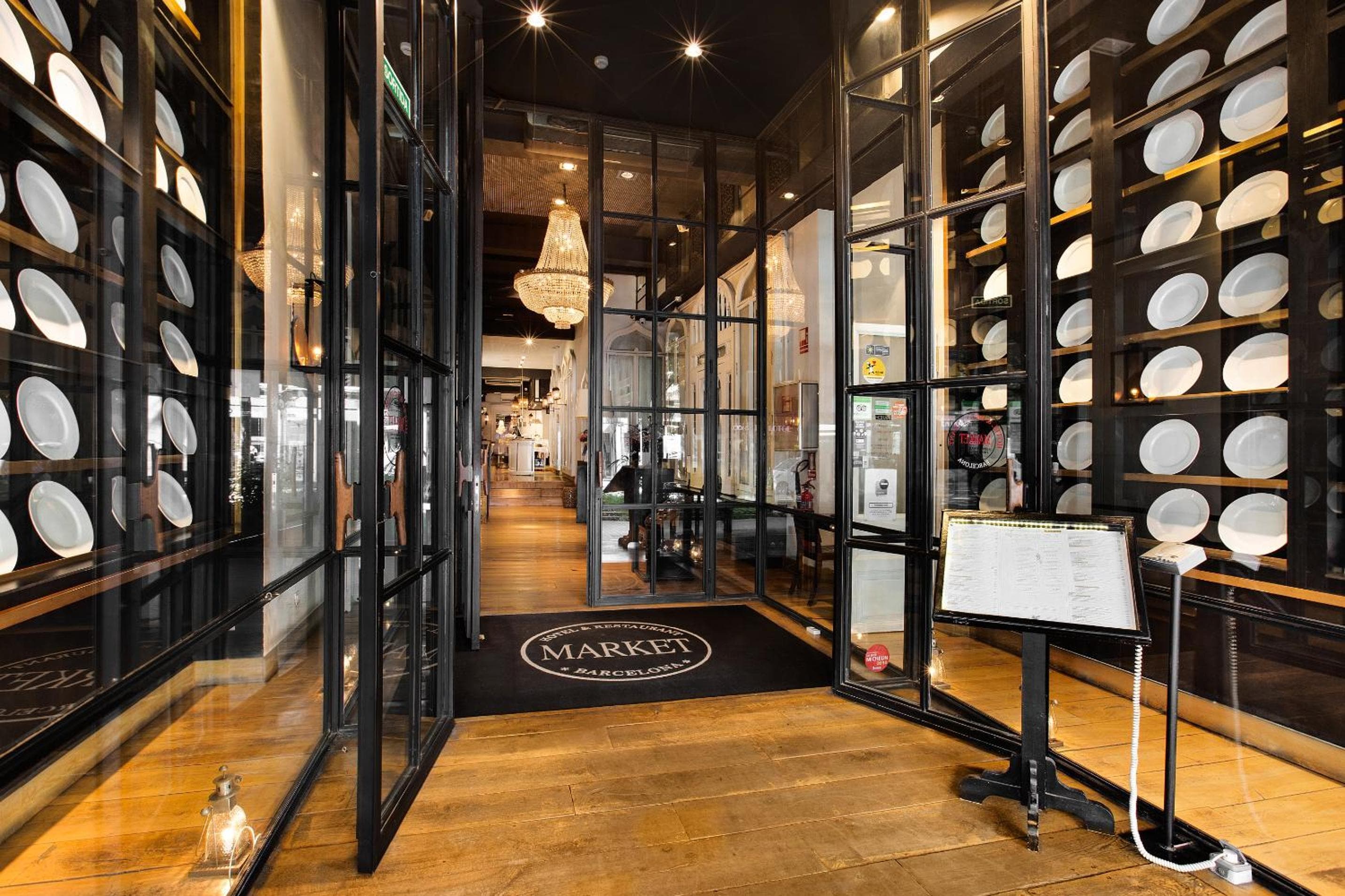 Mercado hotelero — 18
