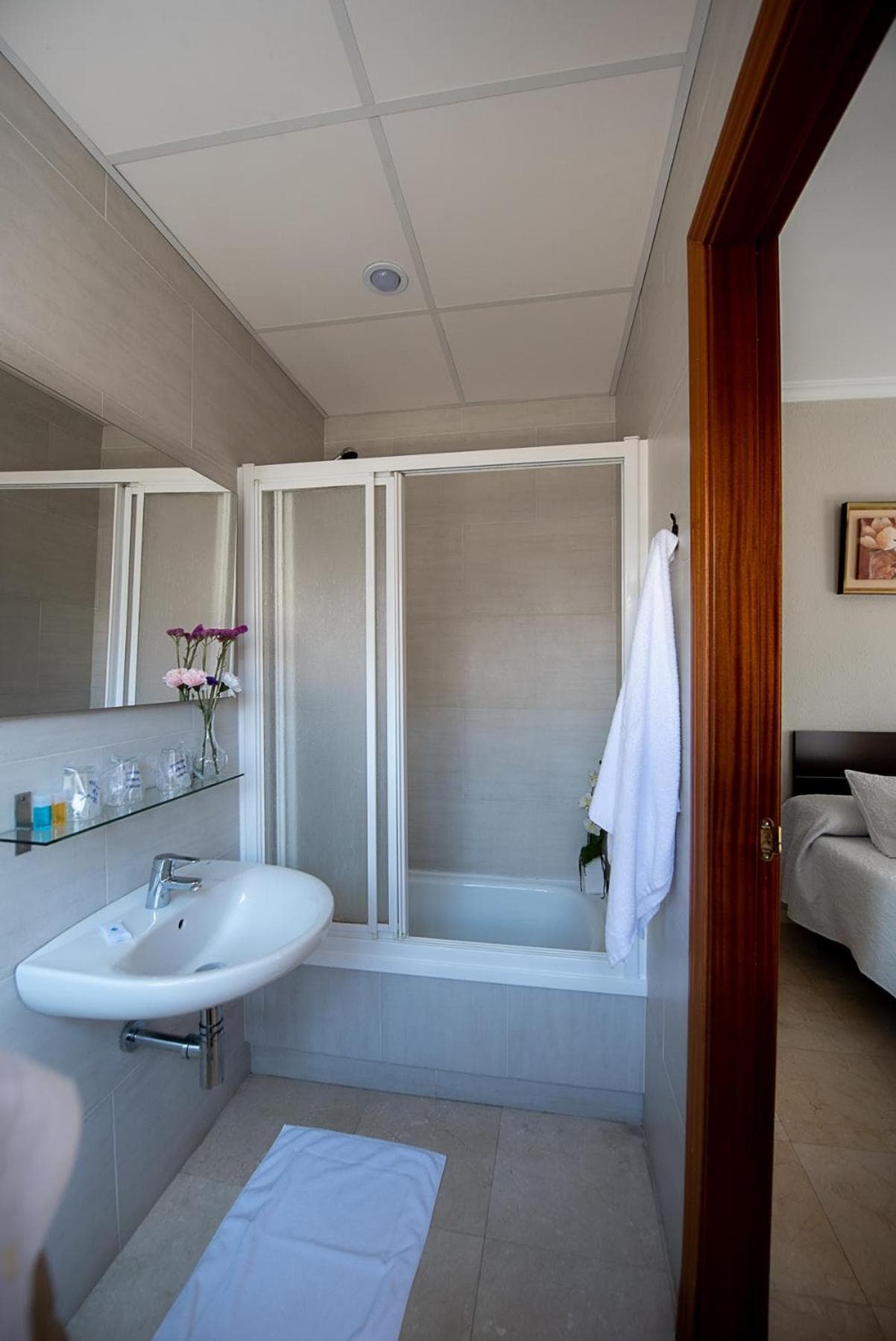 Hostal La Muralla — 24
