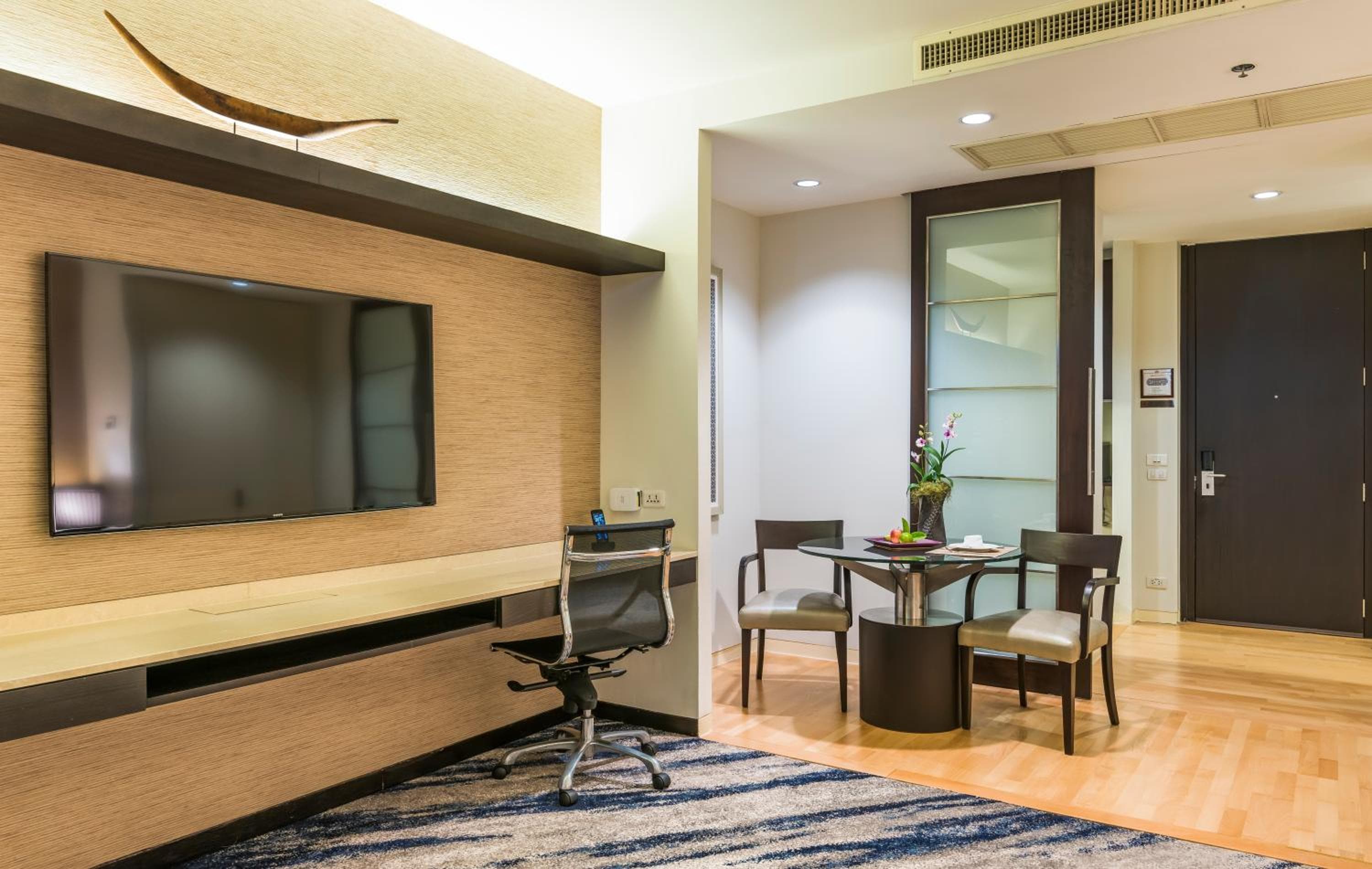 Emporium Suites by Chatrium — 8