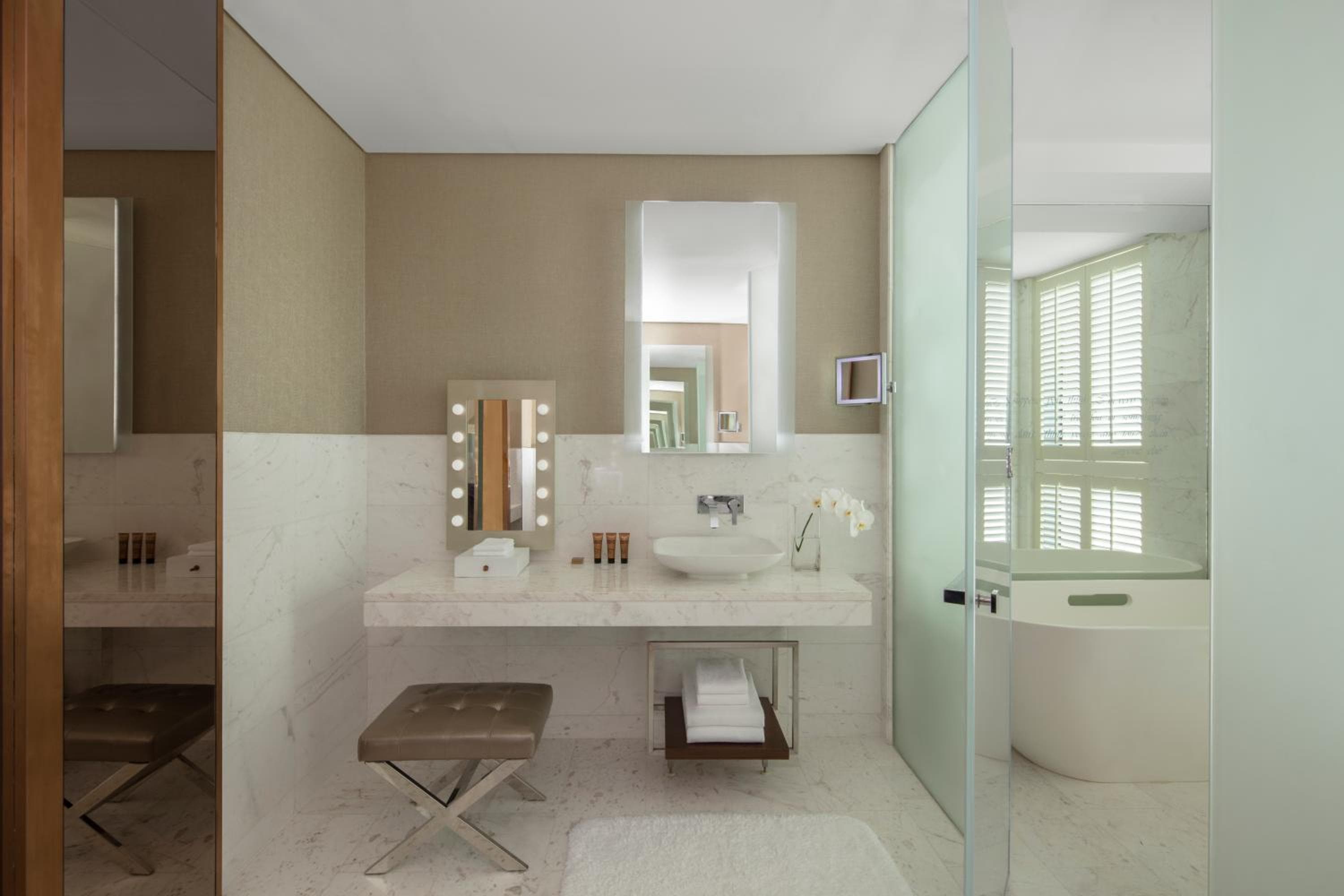 Paramount Hotel Dubai — 7
