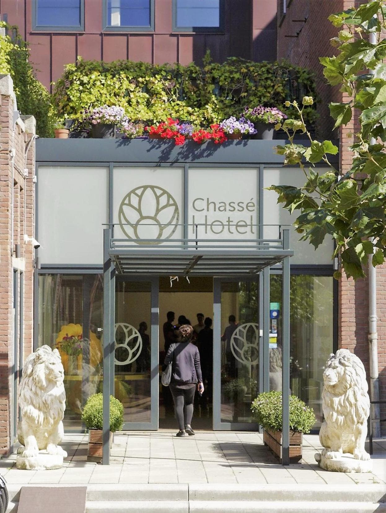Chasse Hotel — 2