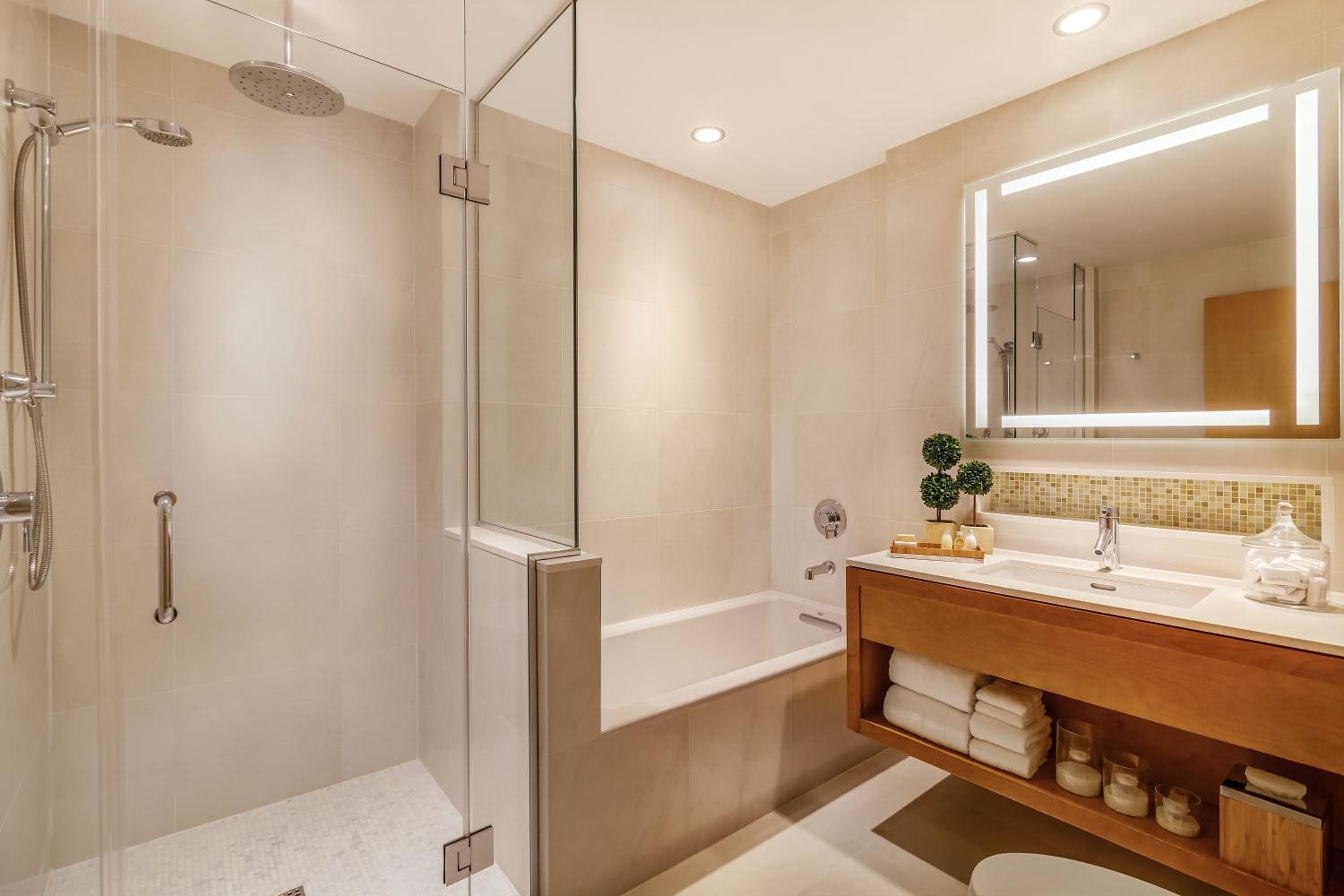 Concorde Hotel New York — 11