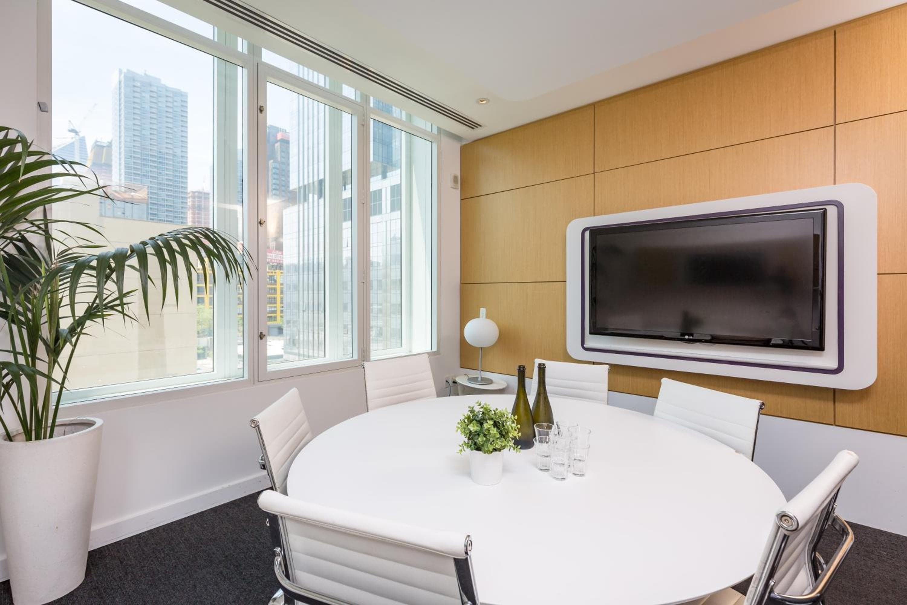 YOTEL New York Times Square — 25