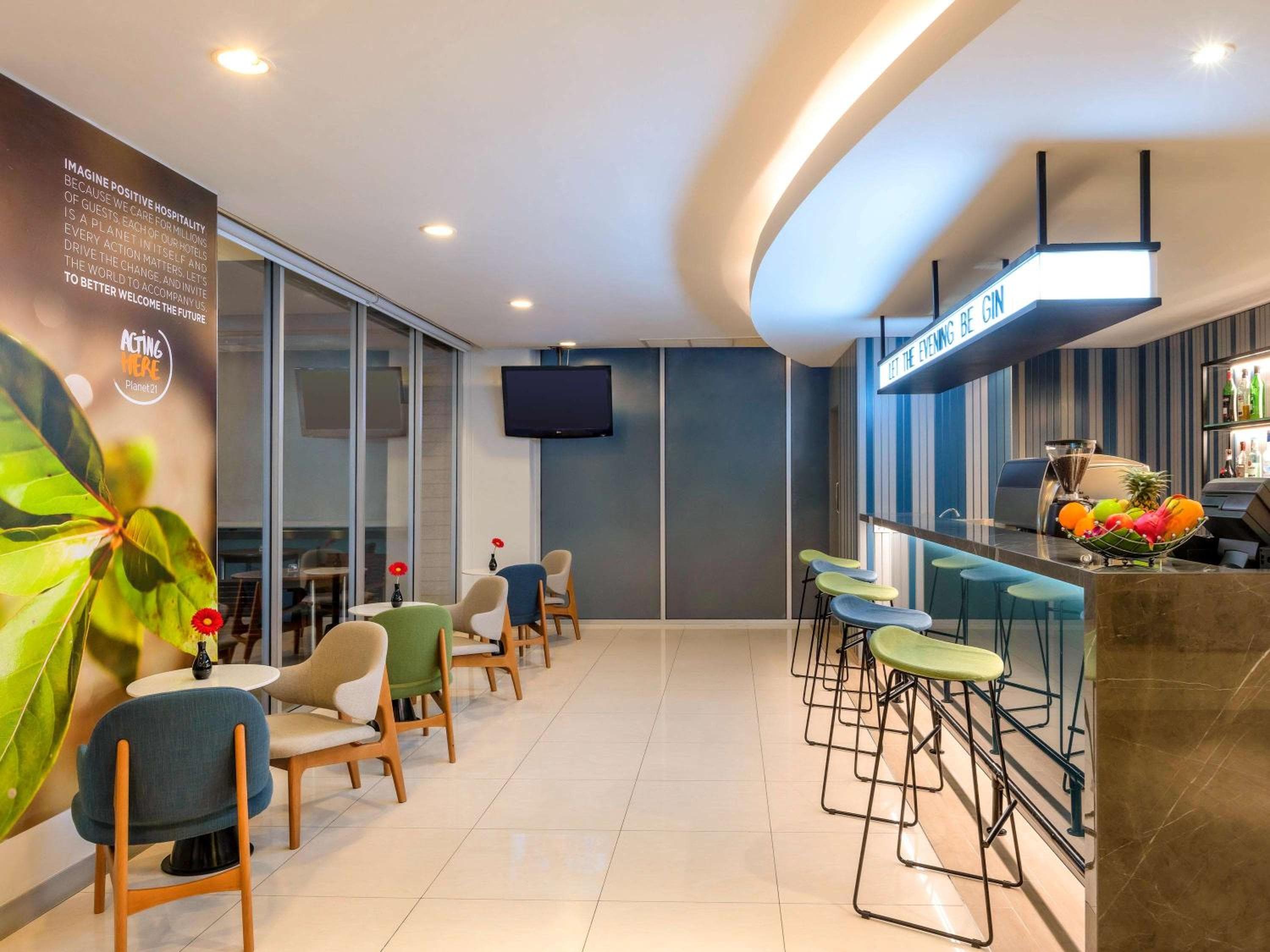 ibis Bangkok Sathorn — 21