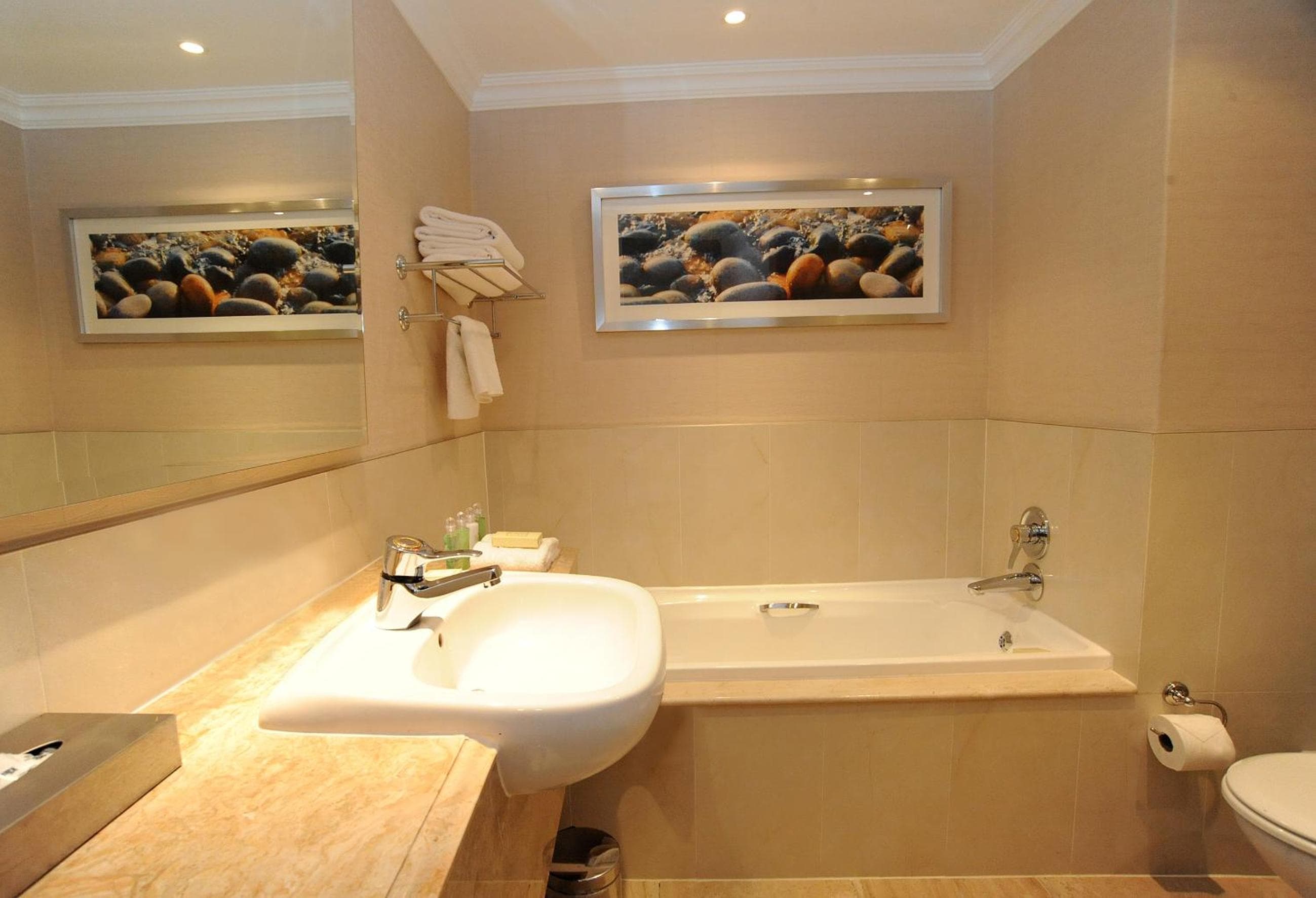 Southern Sun The Cullinan hotel, 1 Cullinan Street, Foreshore, Waterfont, Cape Town, South Africa — photo 37