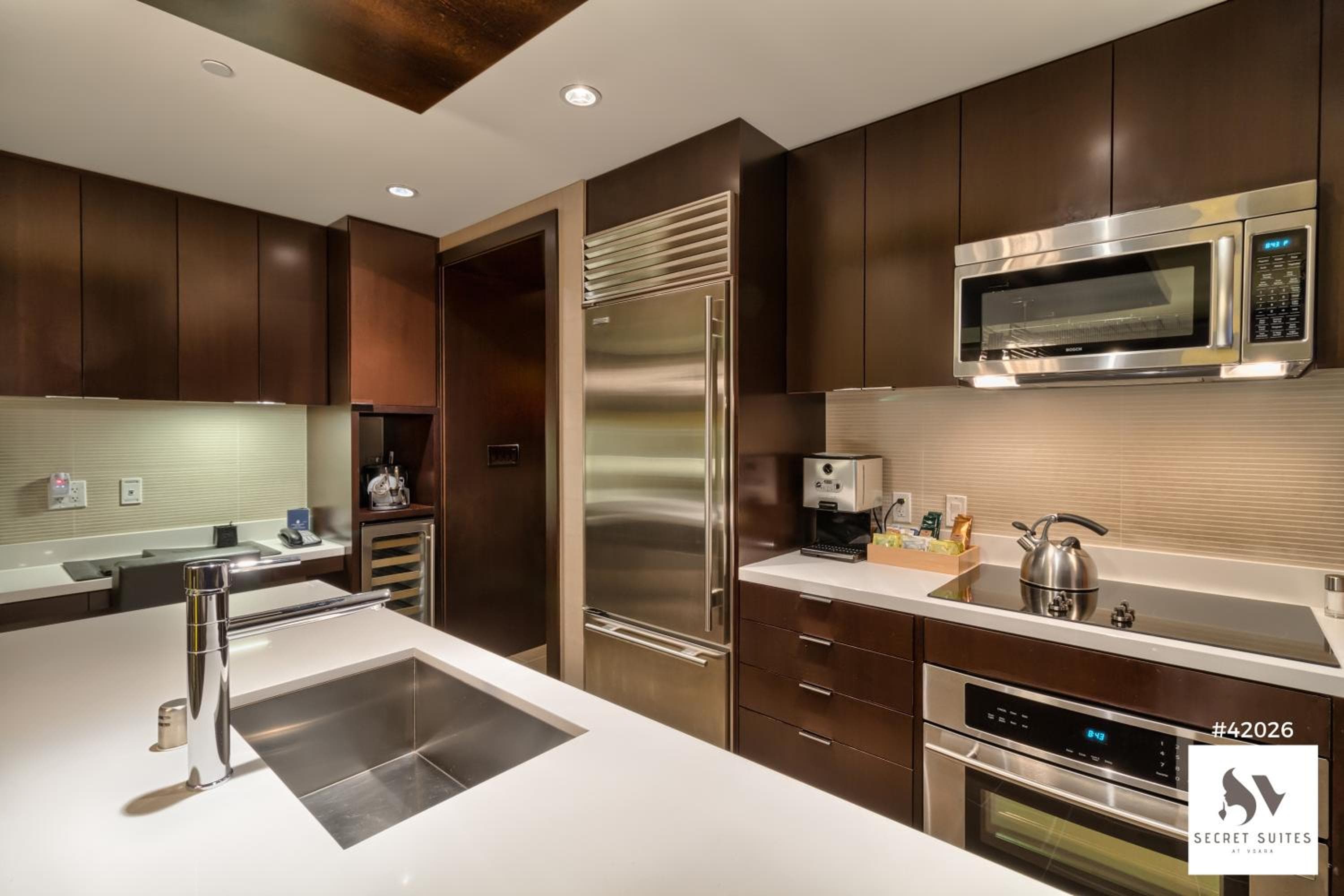 Secret Suites At Vdara — 3