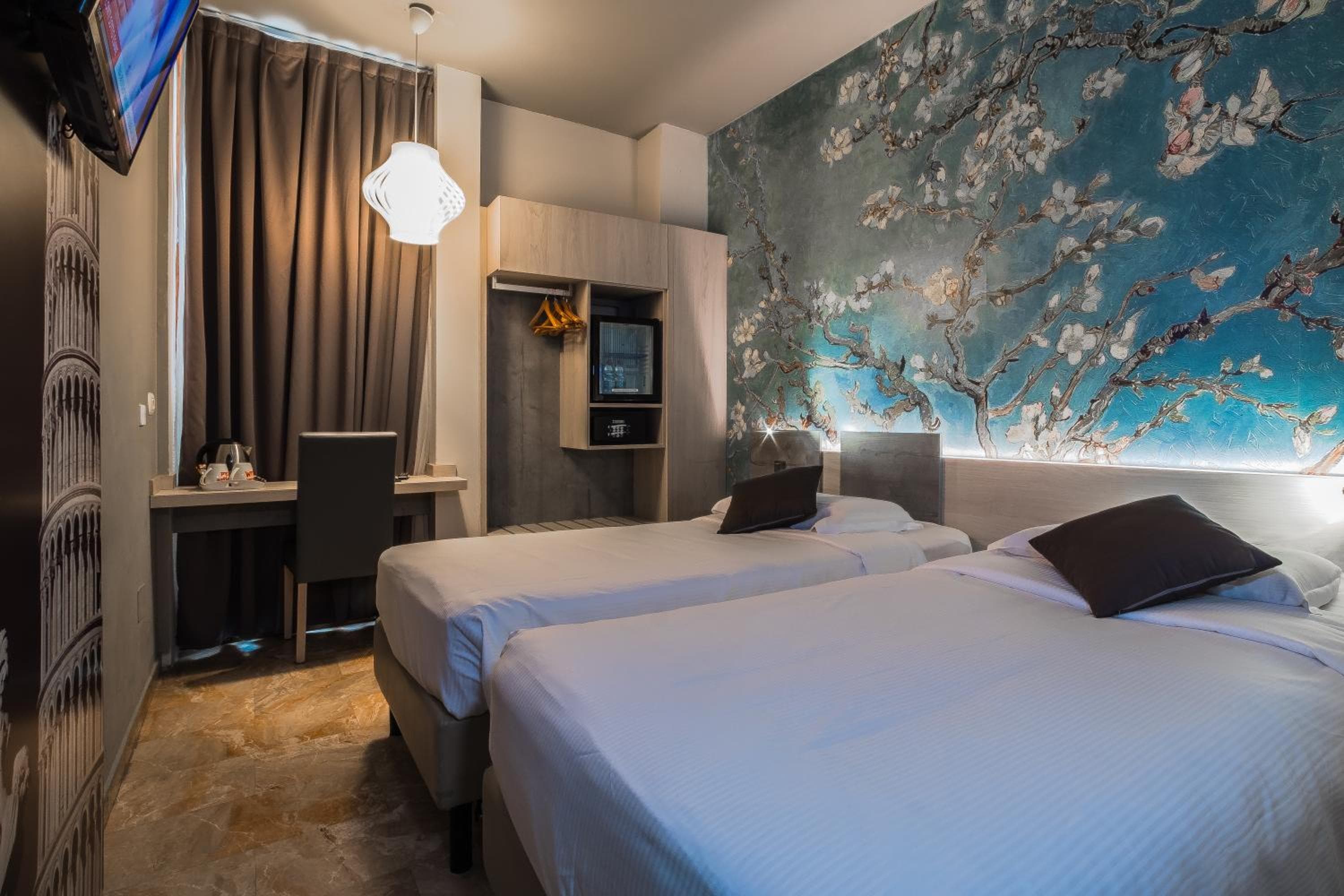 Canova Hotel — 25