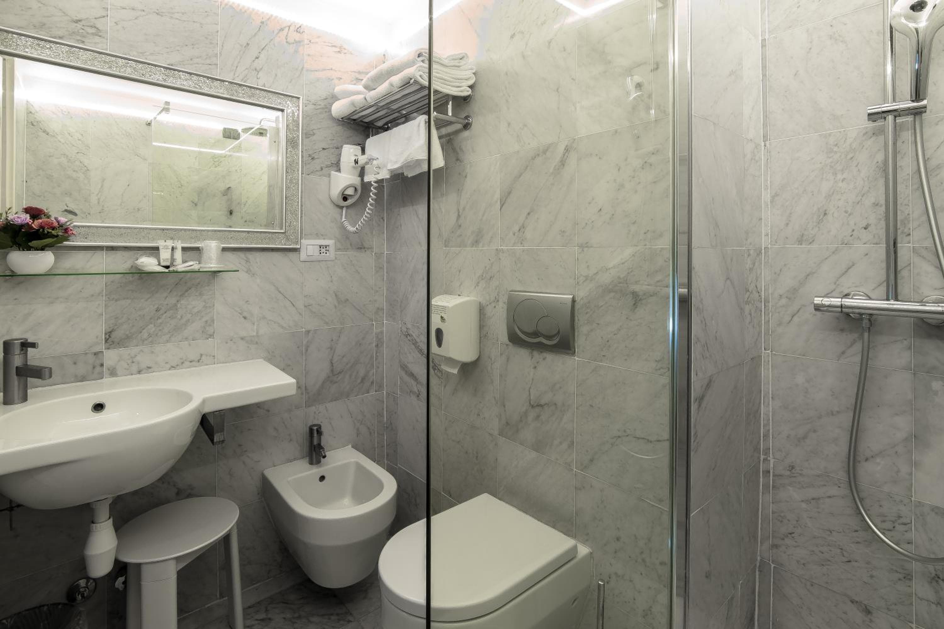 Canova Hotel — 14