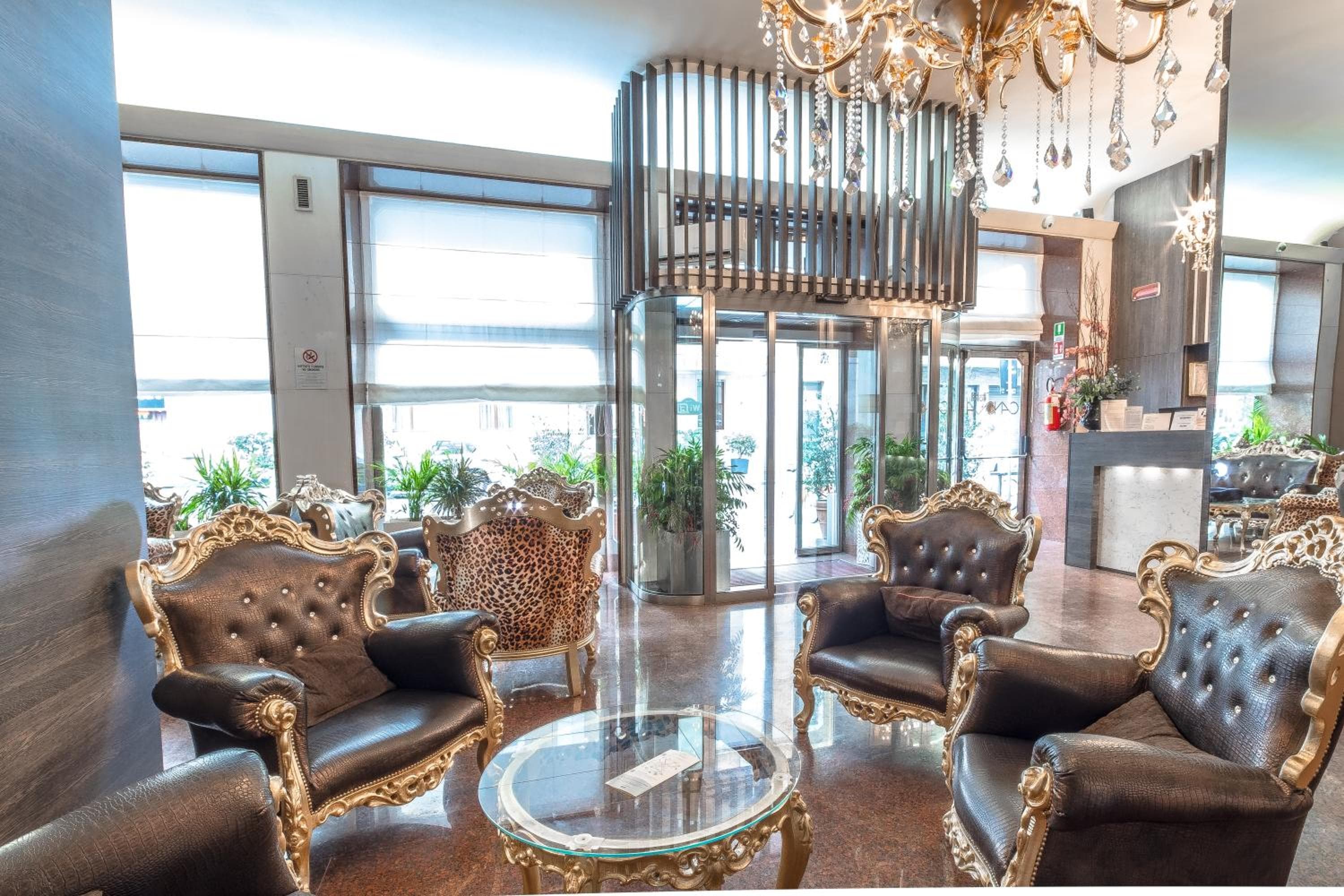 Canova Hotel — 7