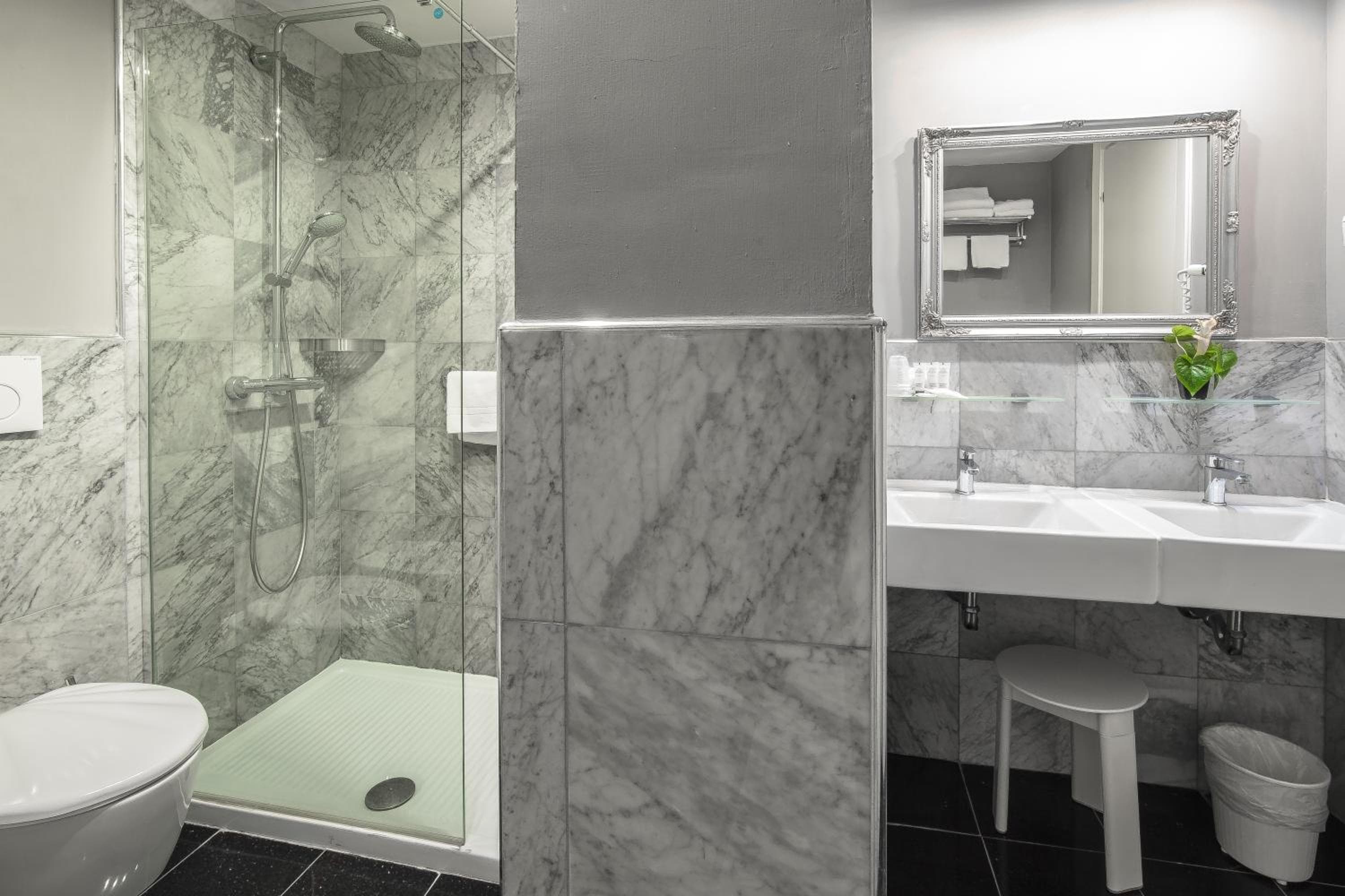 Canova Hotel — 7