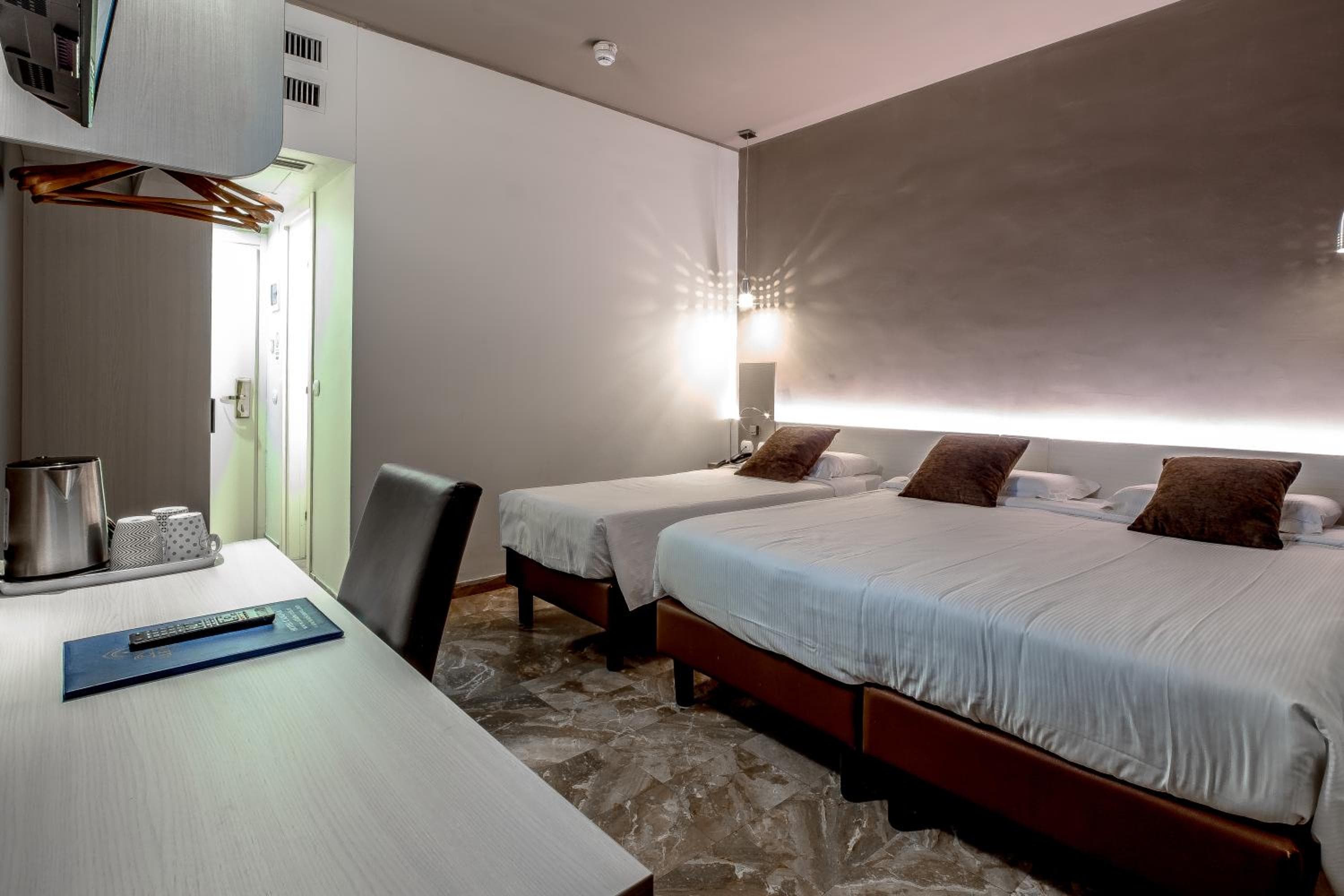 Canova Hotel — 6