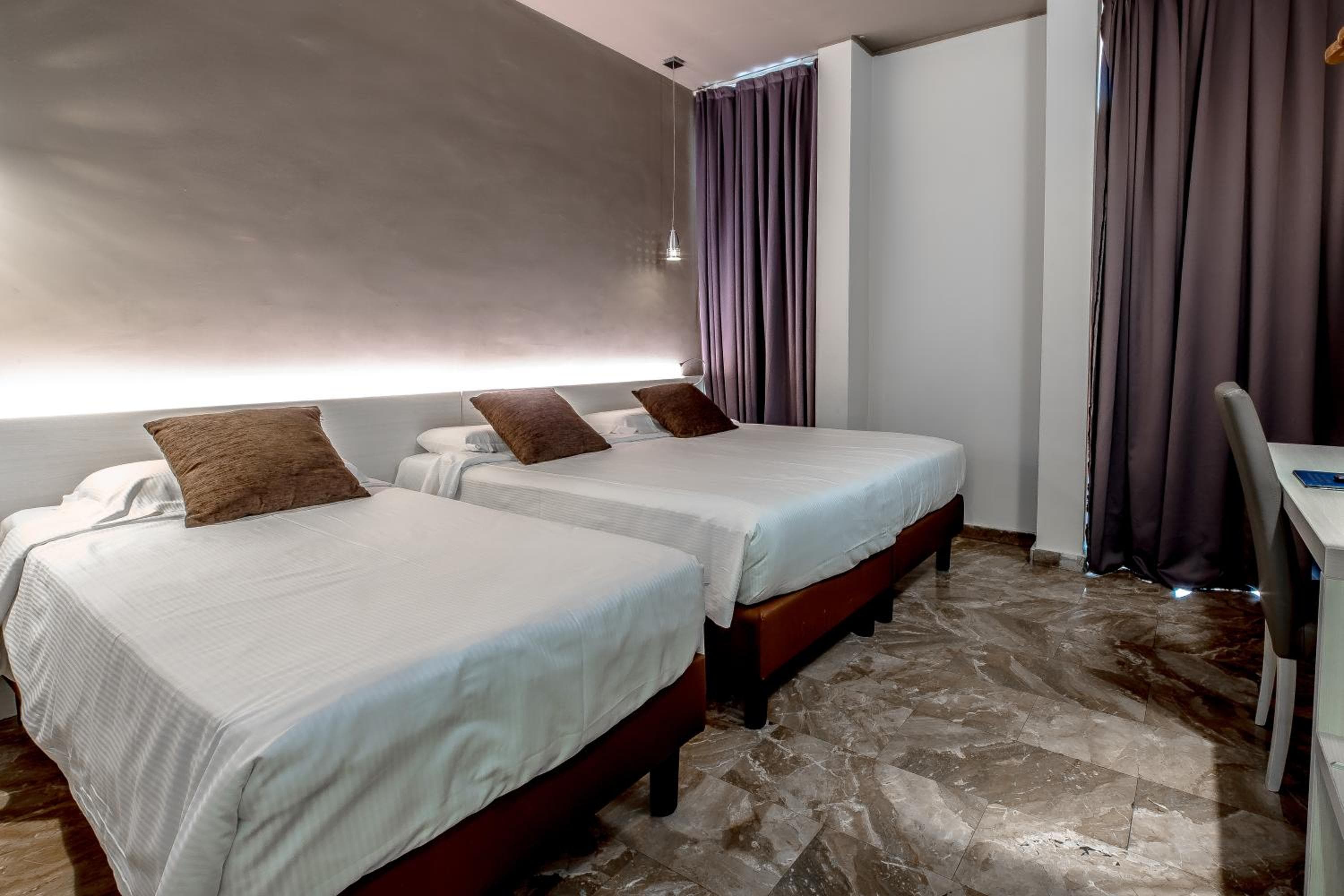 Canova Hotel — 11