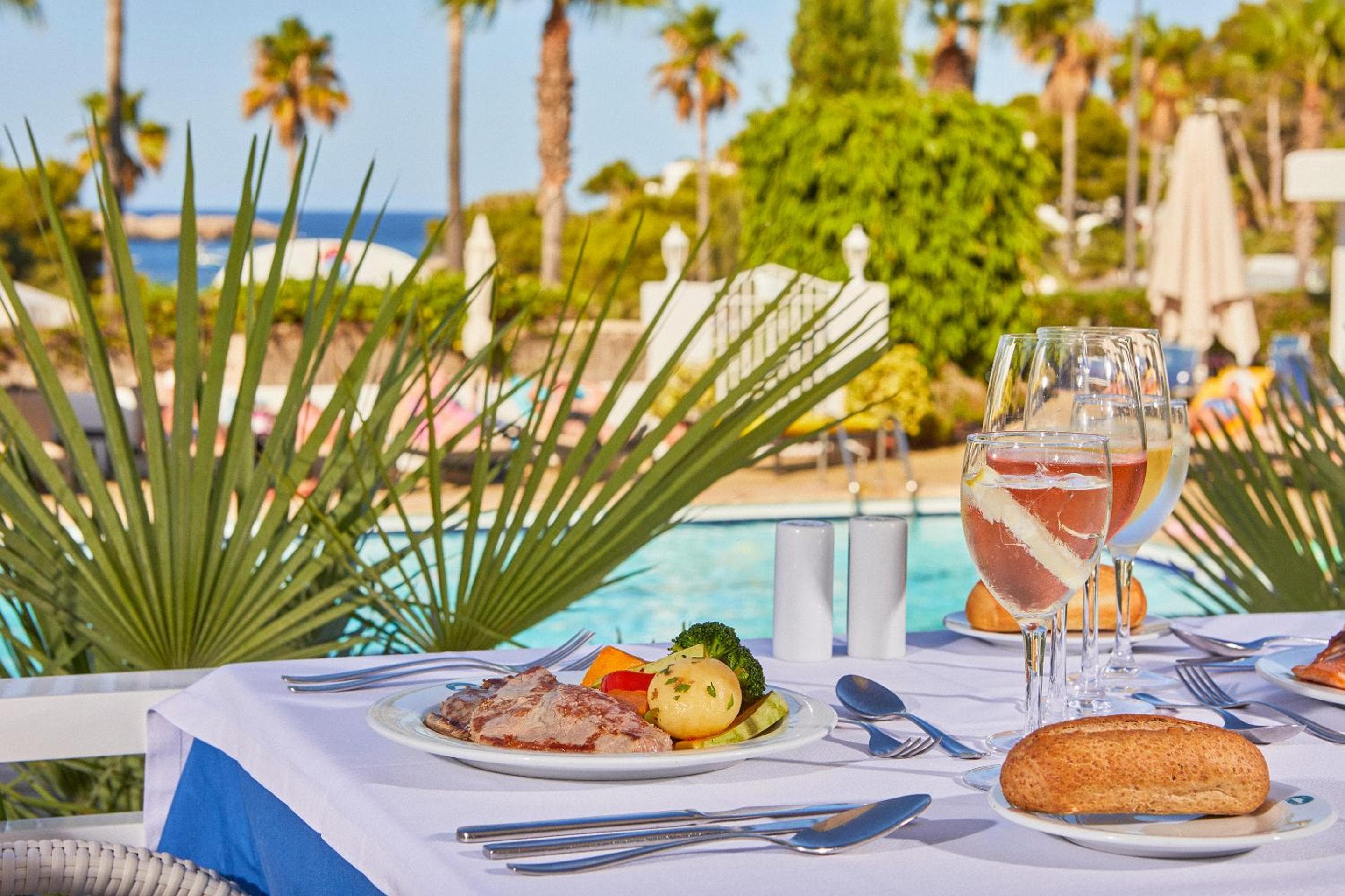 Hotel Rocamarina - Adults Only — 11