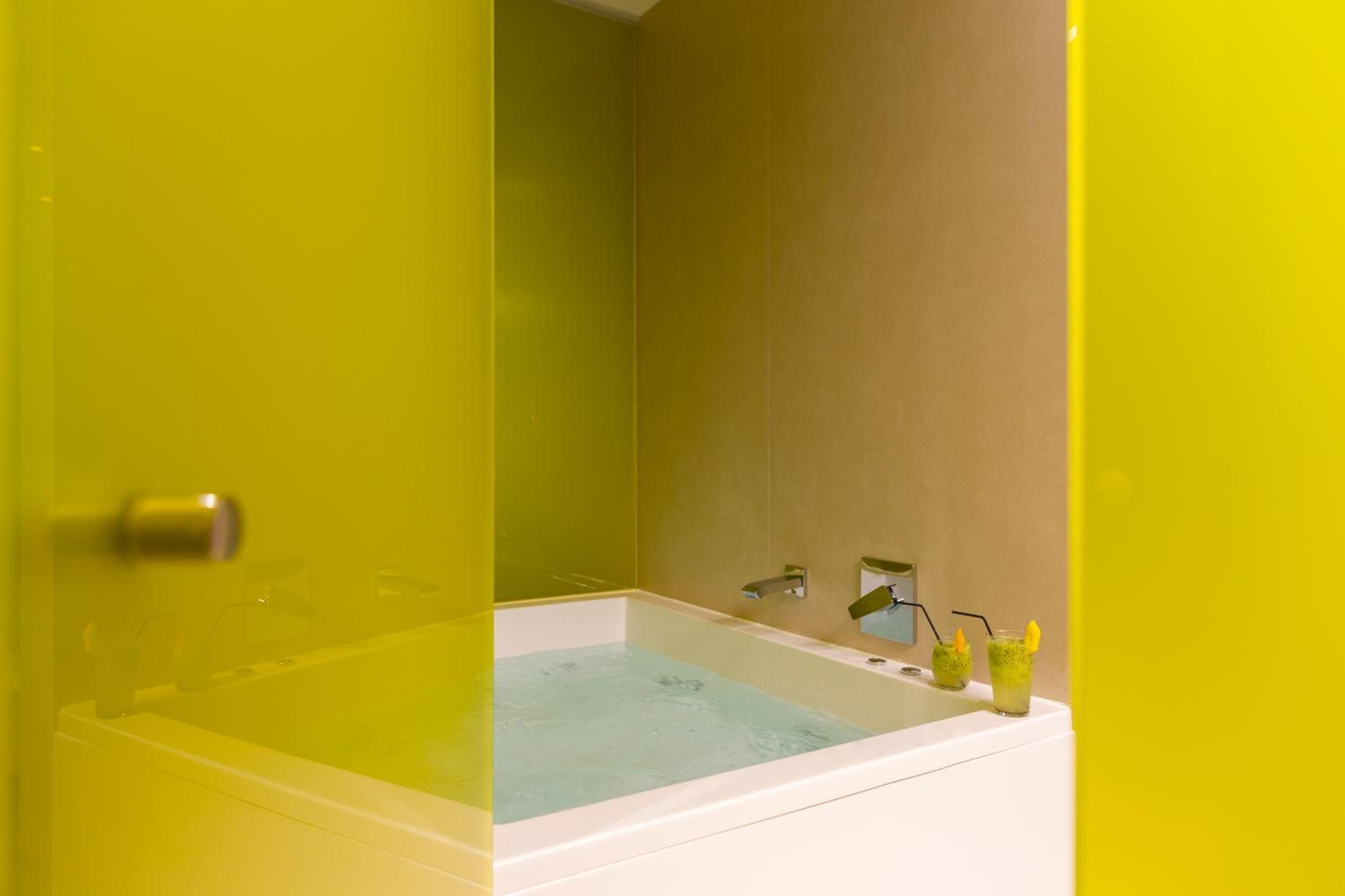 Hotel Macià Sevilla Kubb — 30