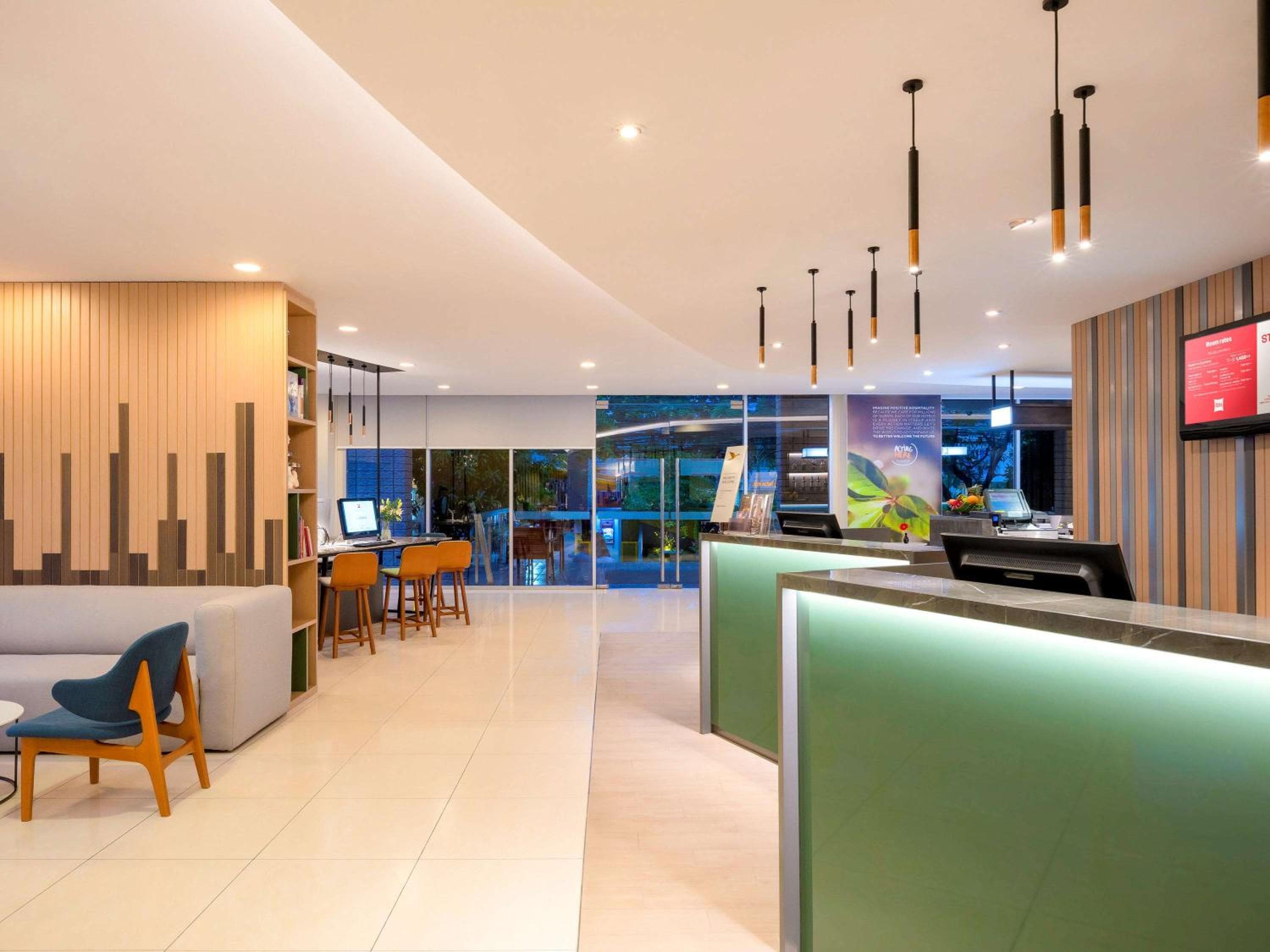 ibis Bangkok Sathorn — 10