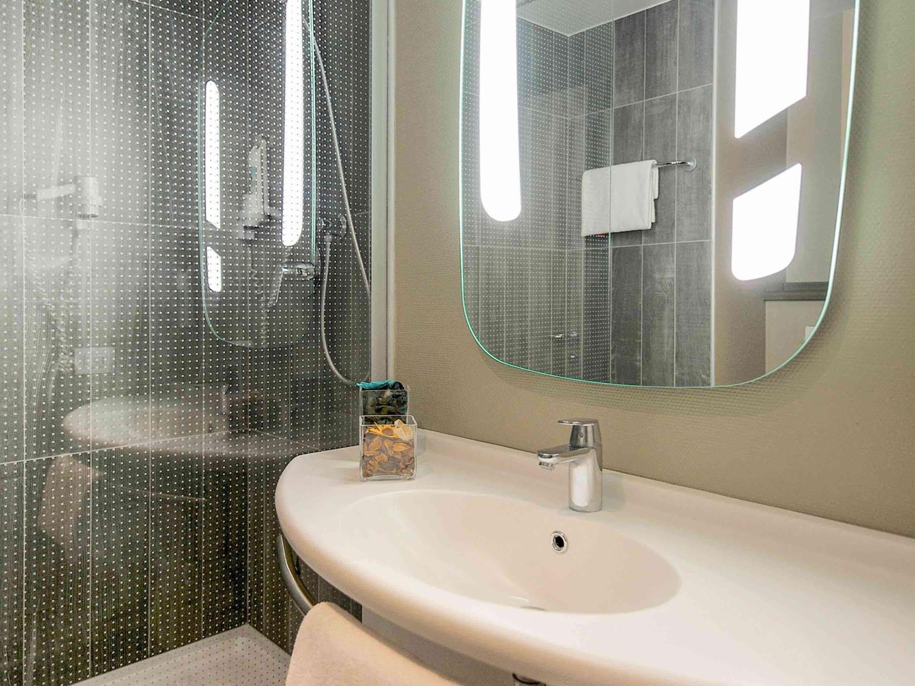 Ibis Milano Centro — 22