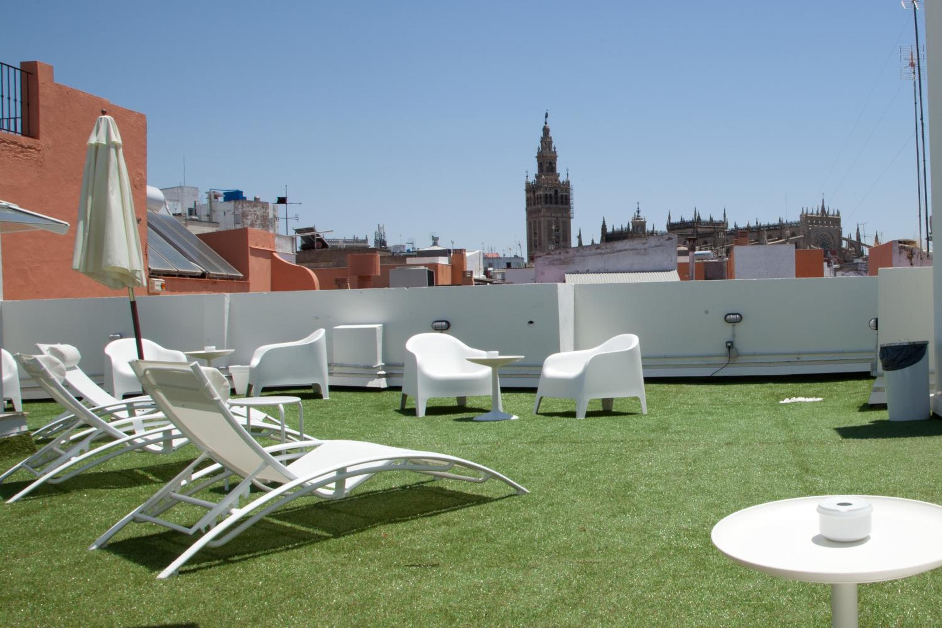 Suites Sevilla Plaza — 6
