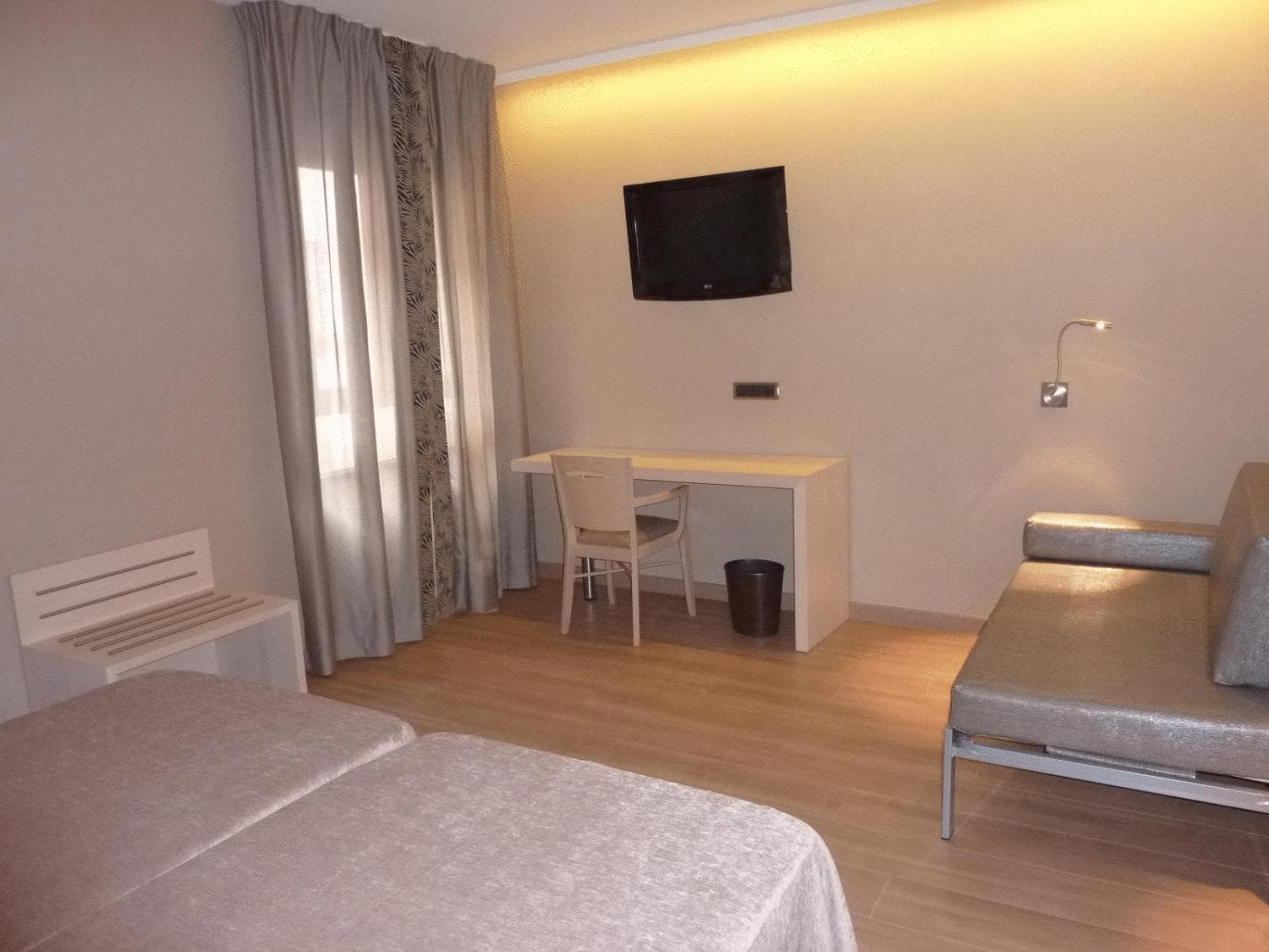 Barcelona House — 6