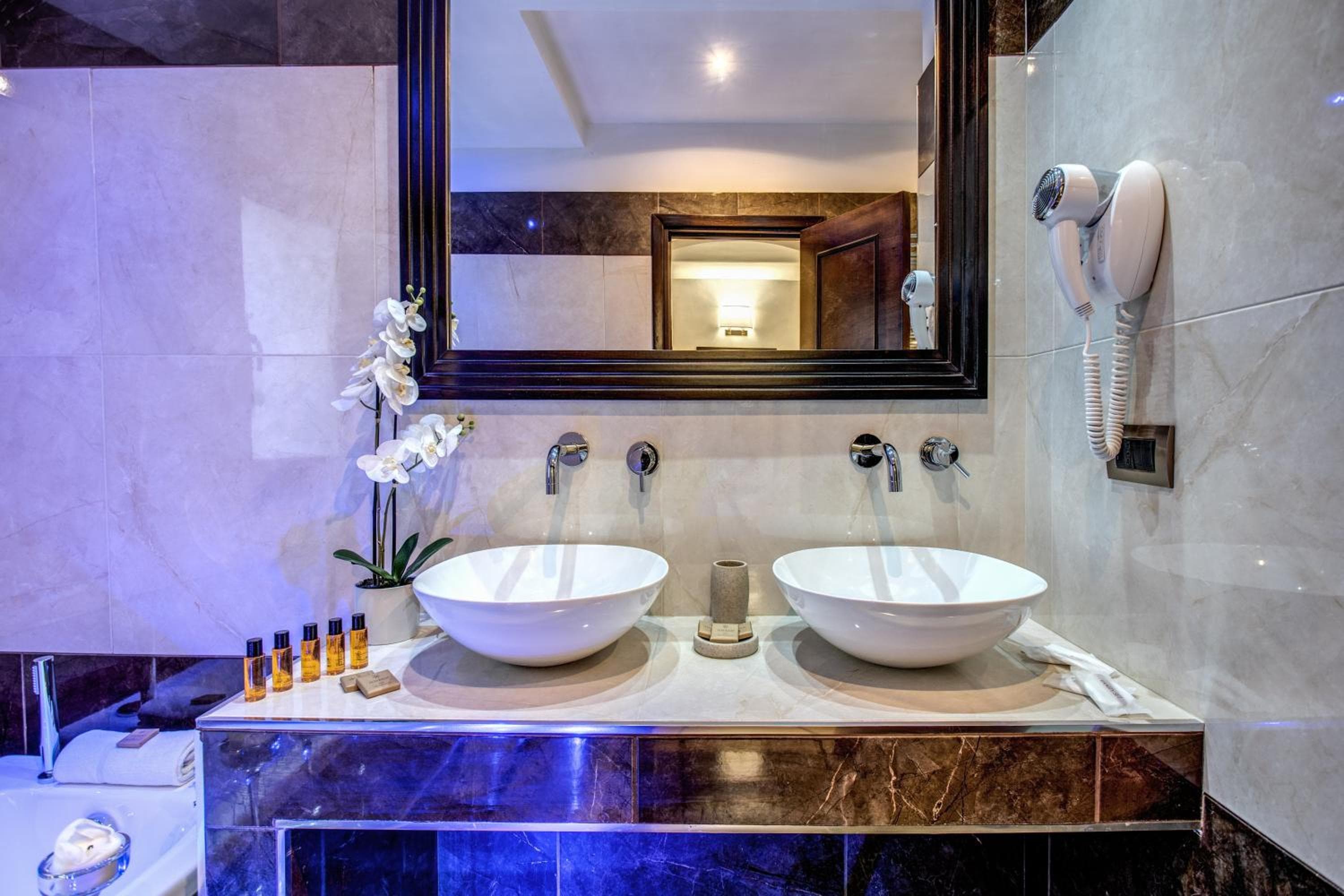 Boutique Relais Barozzi & SPA — 30