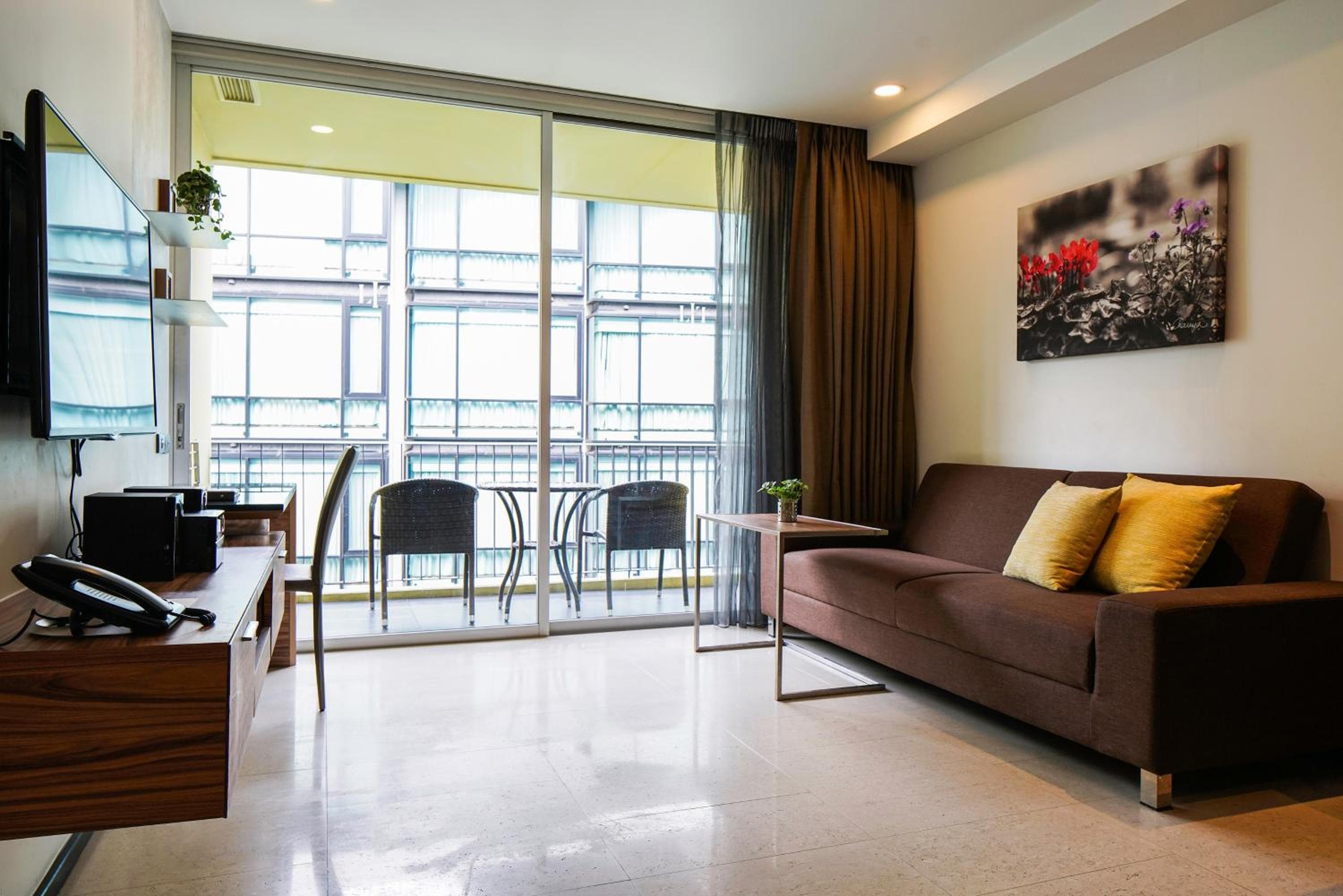 Residencia LiT BANGKOK - SHA Extra Plus — 28