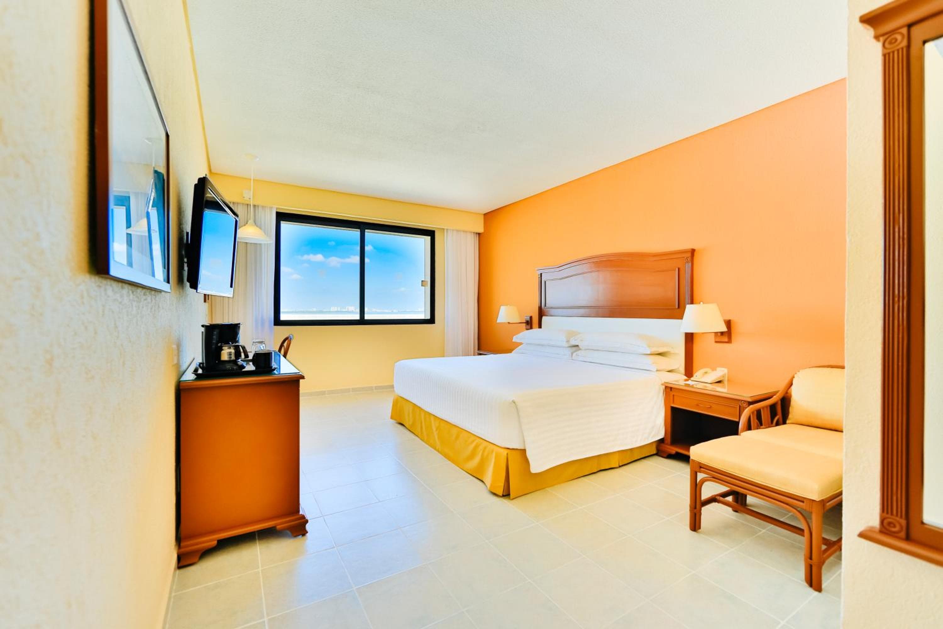 Occidental Tucancún - All Inclusive — 7