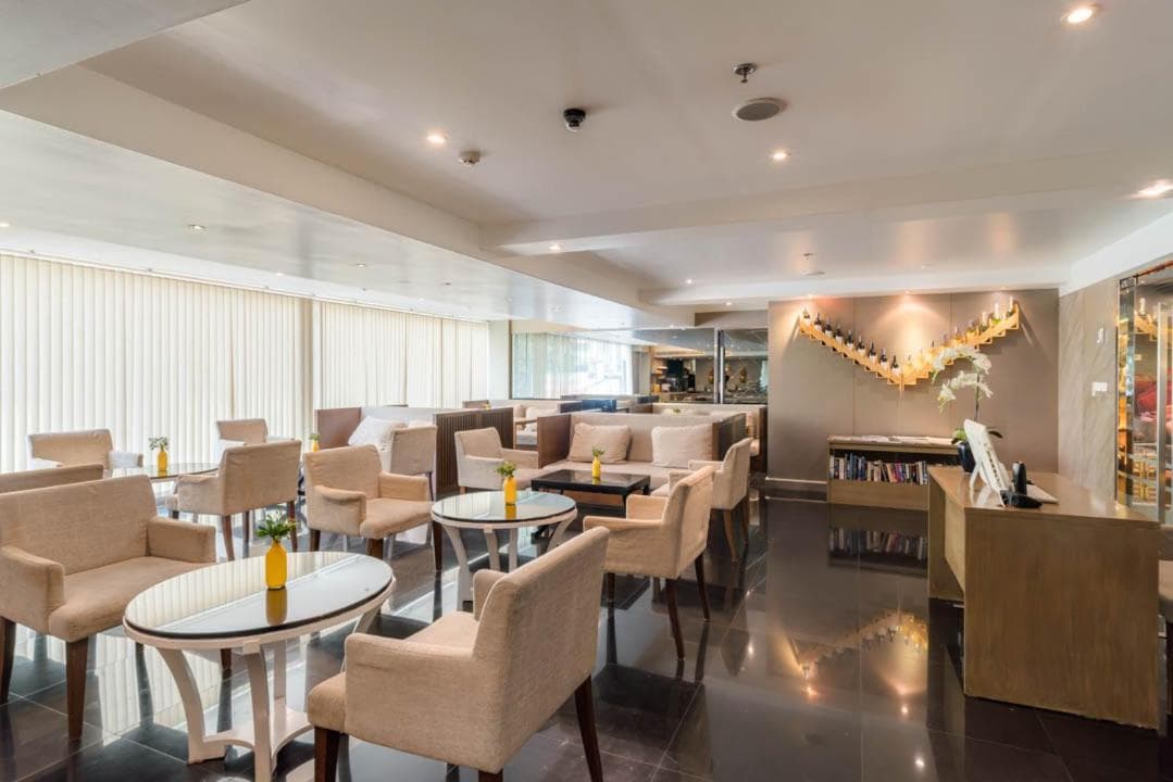 Furama Silom Hotel — 28