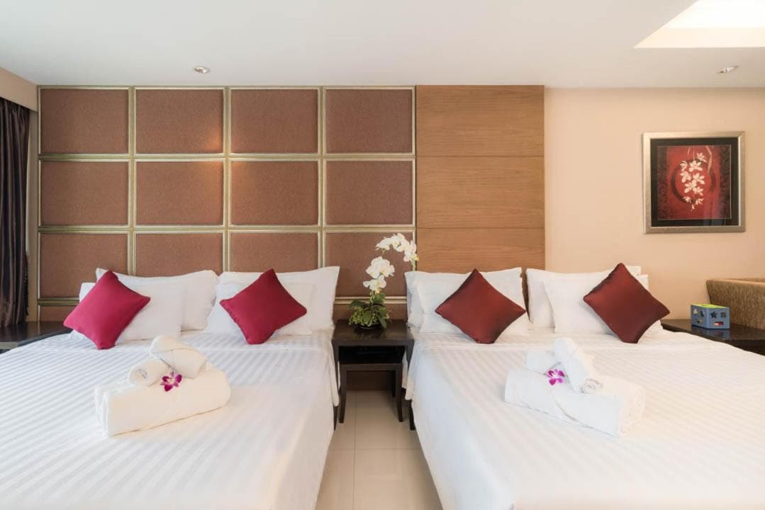 Furama Silom Hotel — 3