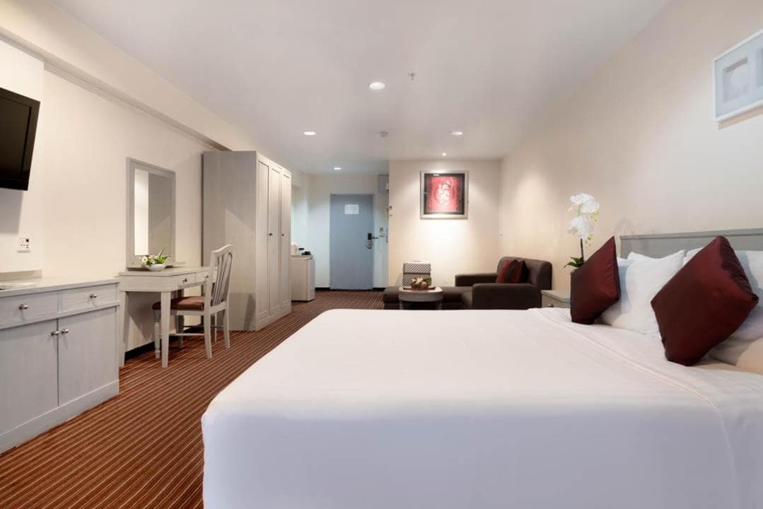 Furama Silom Hotel — 7