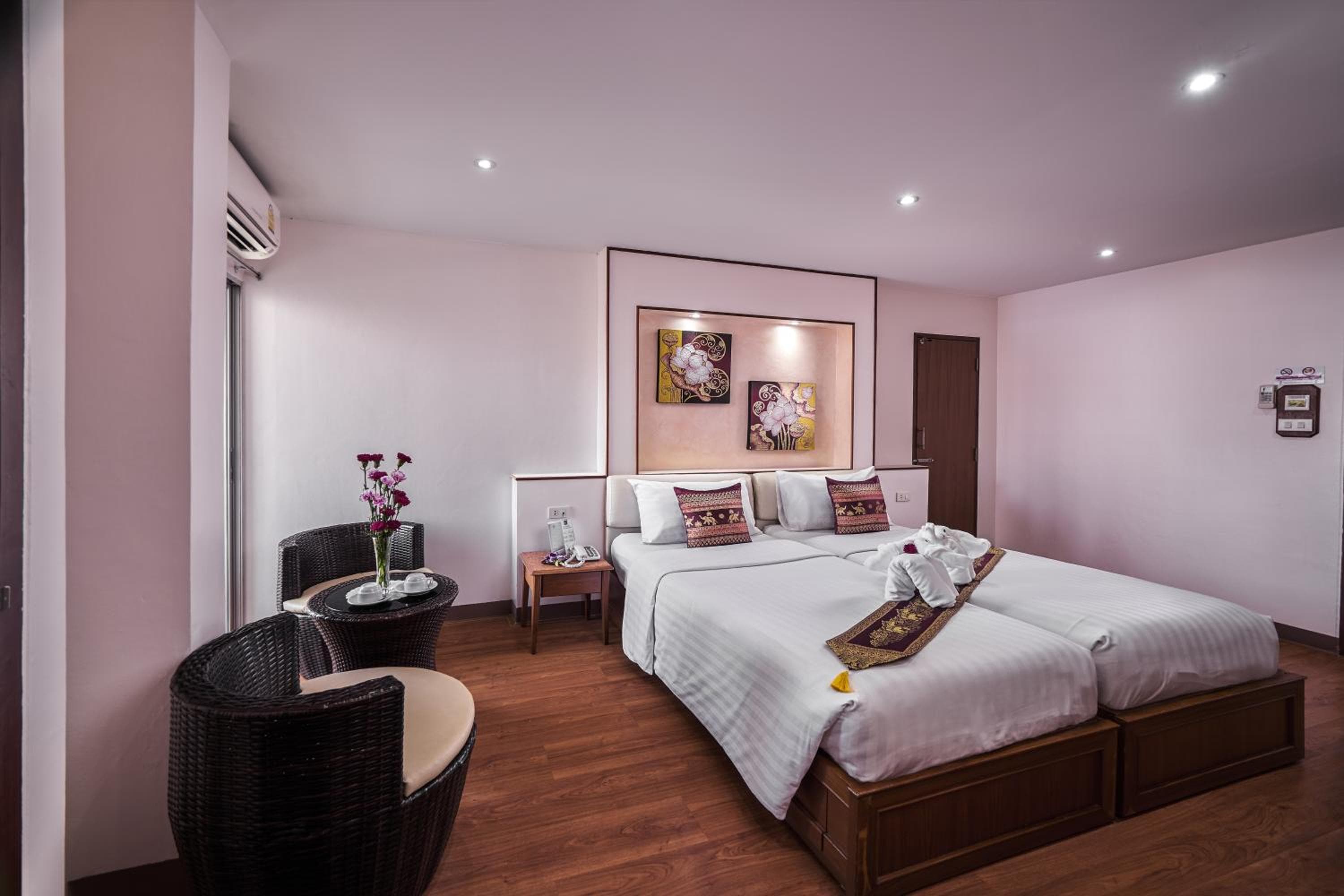 KC Place Hotel Pratunam — 11