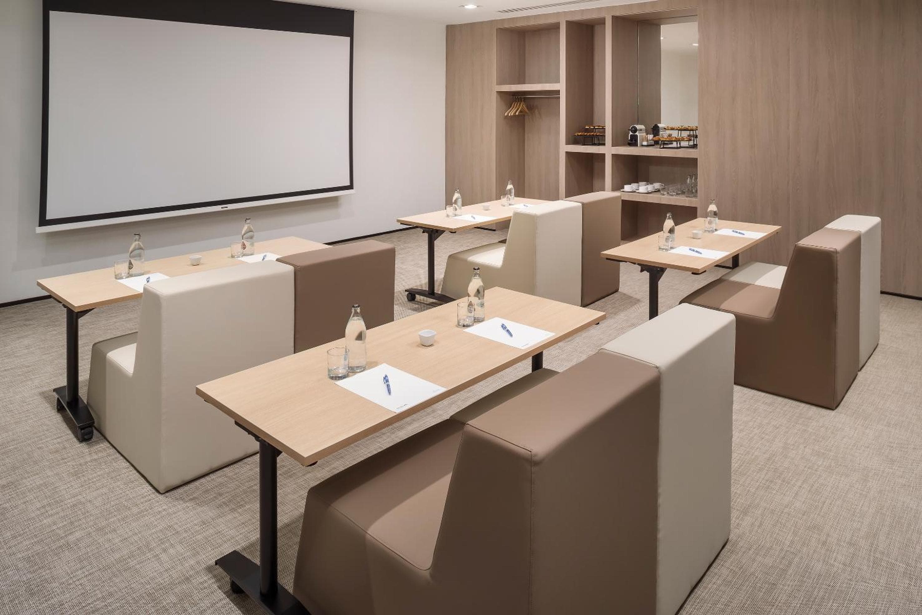 Meliá Sevilla — 13