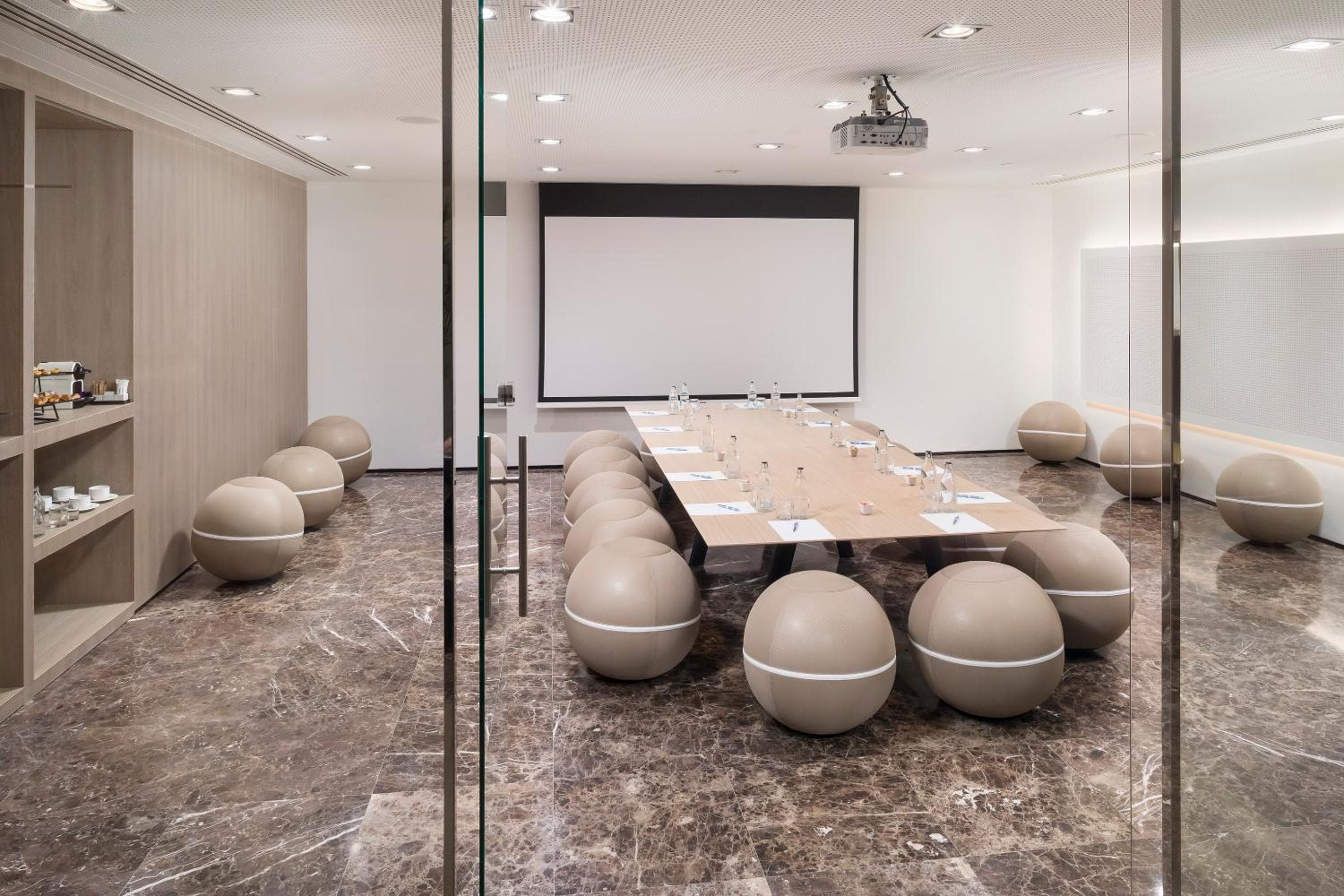 Meliá Sevilla — 11