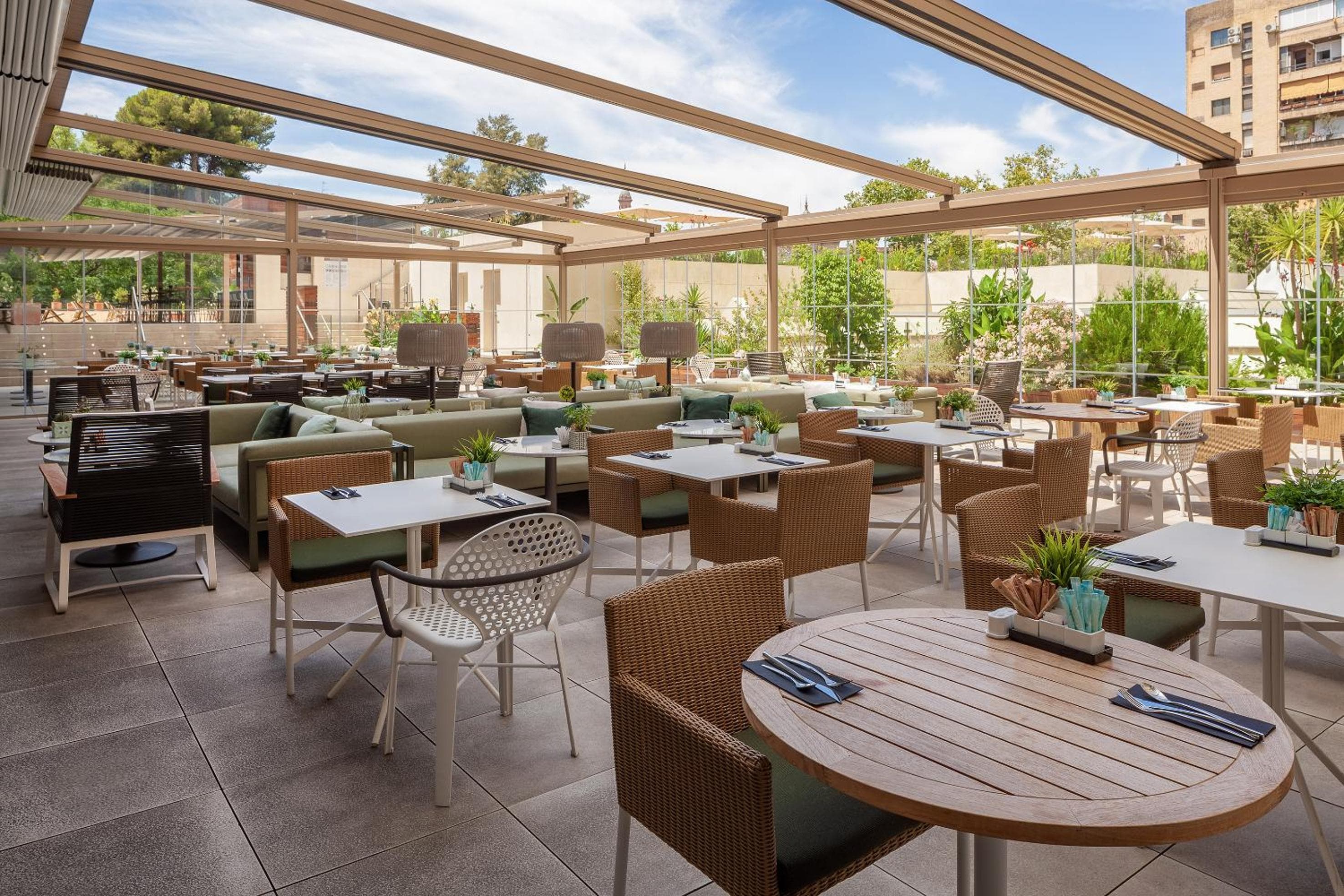 Meliá Sevilla — 8
