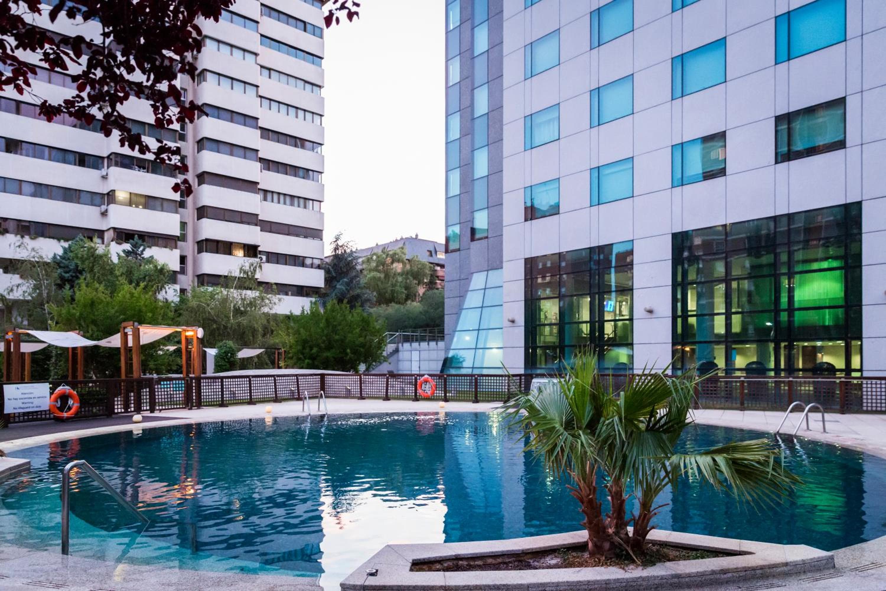 Eurostars Suites Mirasierra — 3