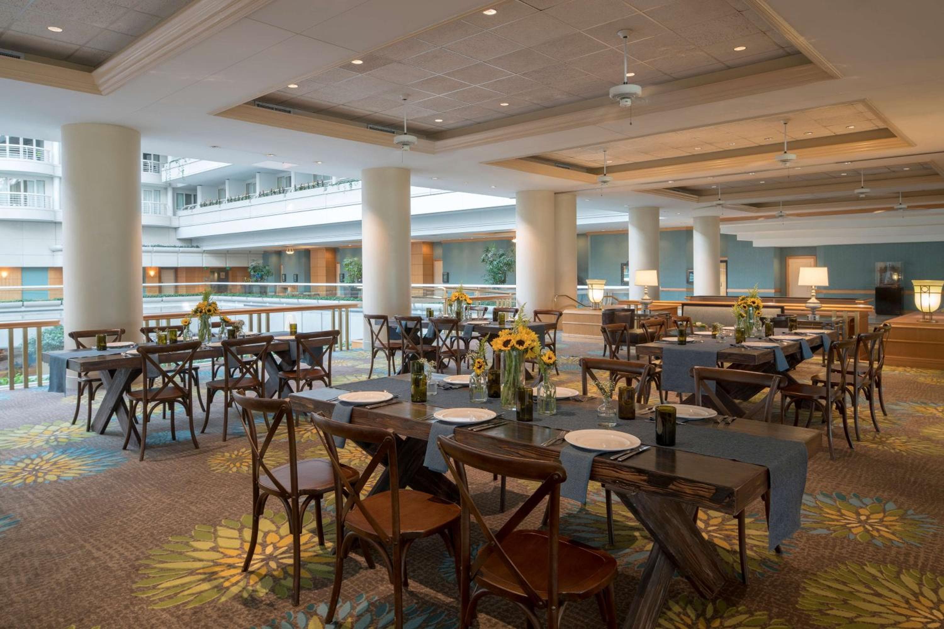 Hyatt Regency Orlando International Airport Hotel — 12
