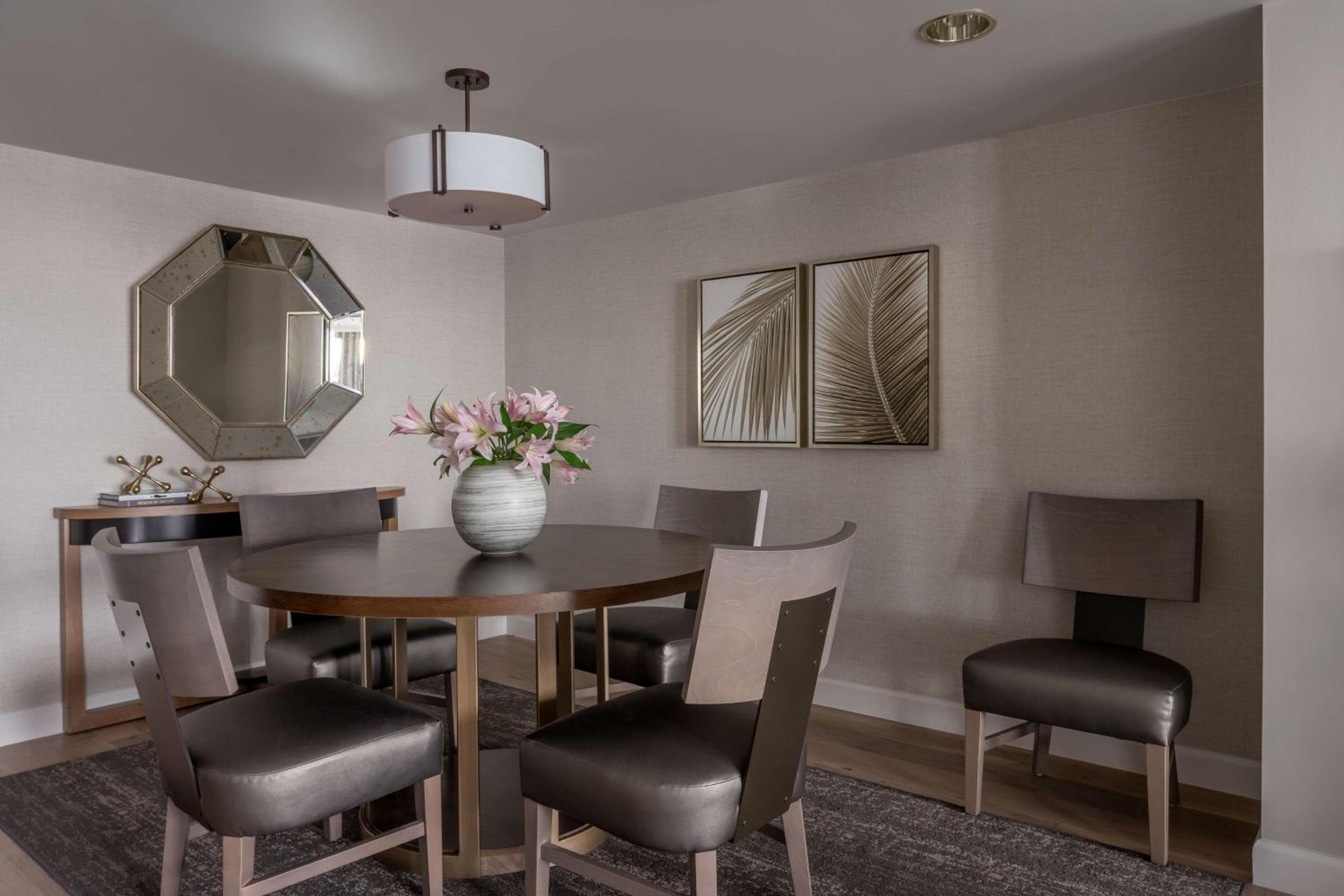 Hyatt Regency Orlando International Airport Hotel — 21