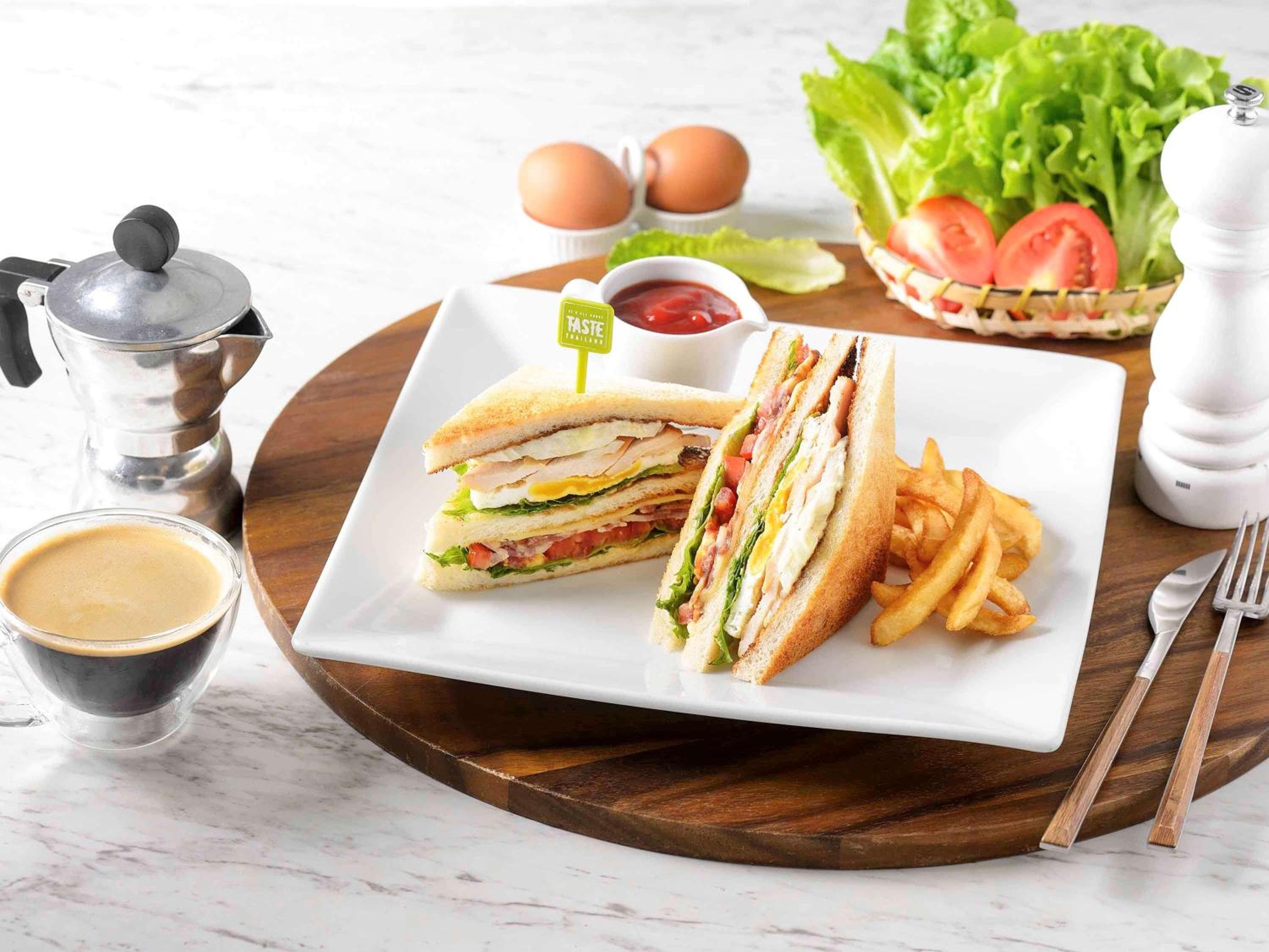 ibis Bangkok Sathorn — 7