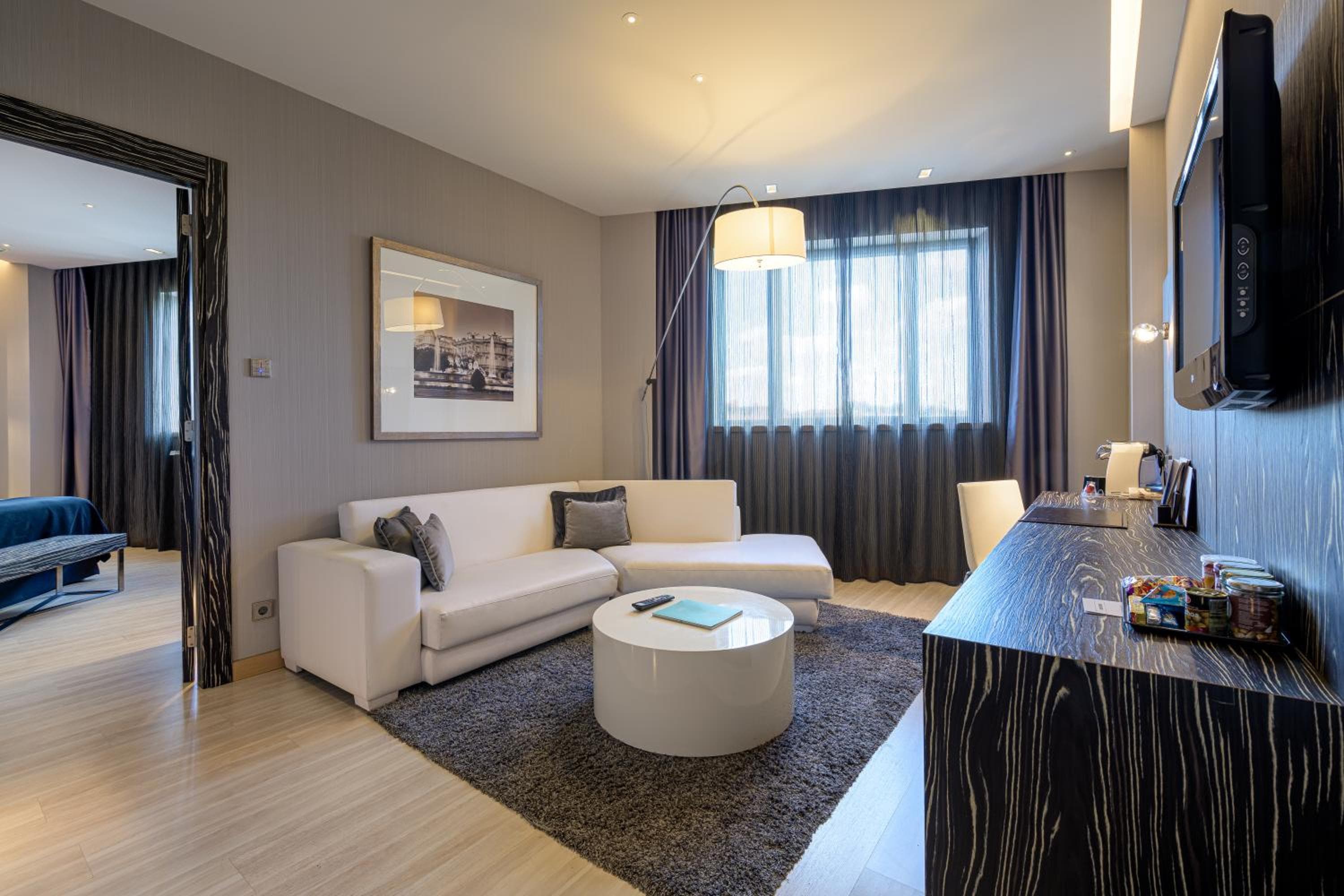 Hotel Maydrit Flughafen — 16