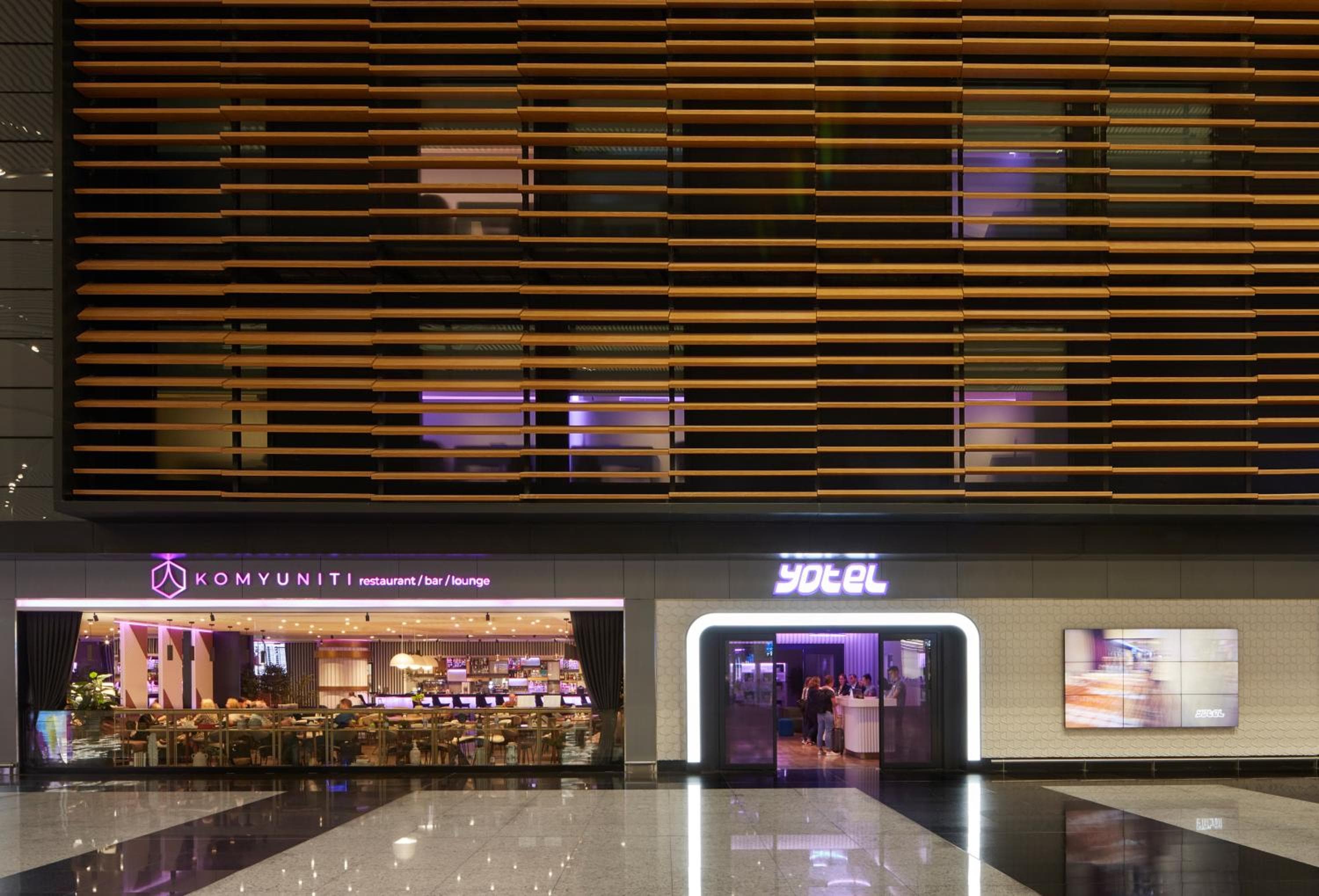 YOTEL Istanbul Airport, City Entrance — 24