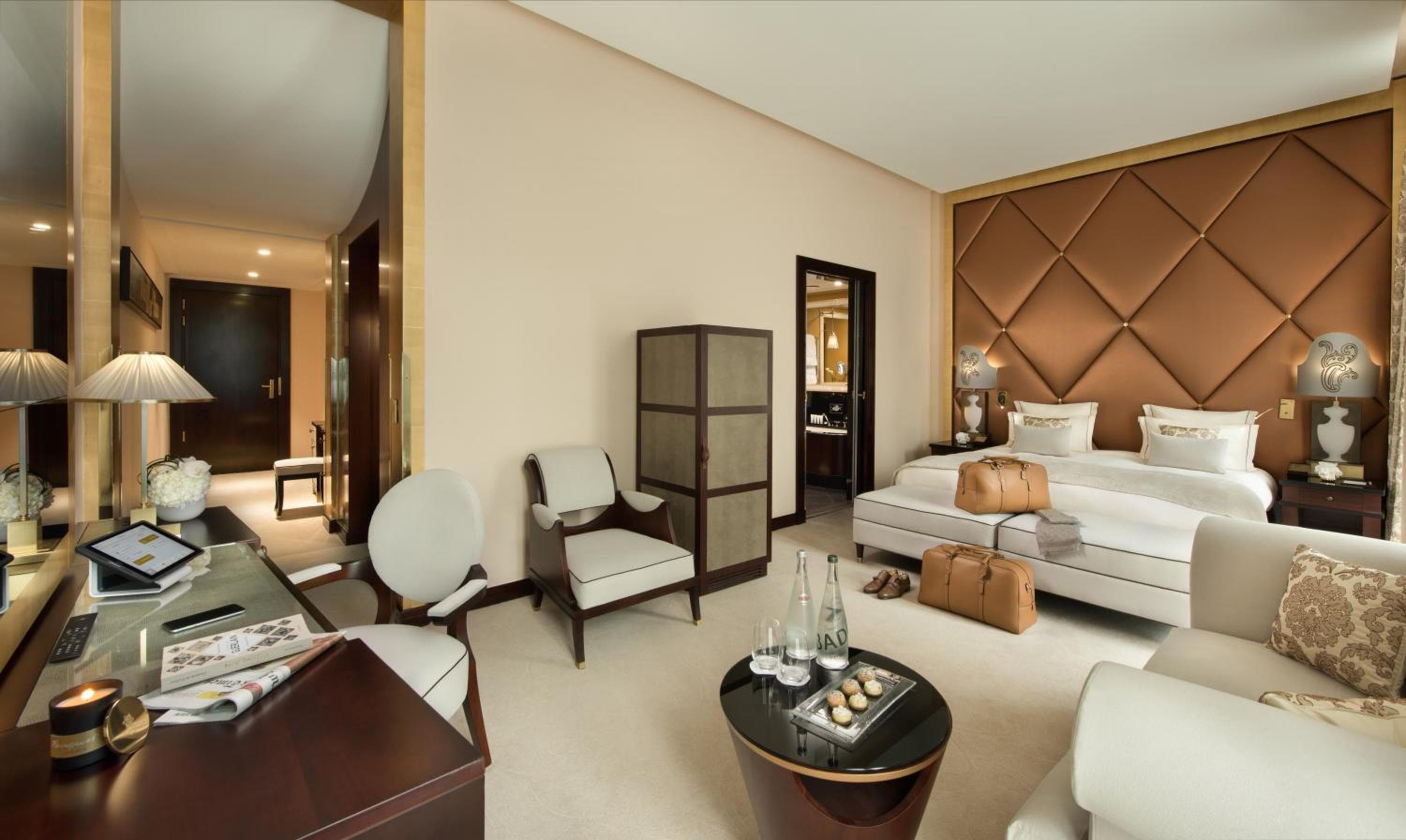 Fouquet's Paris — 7