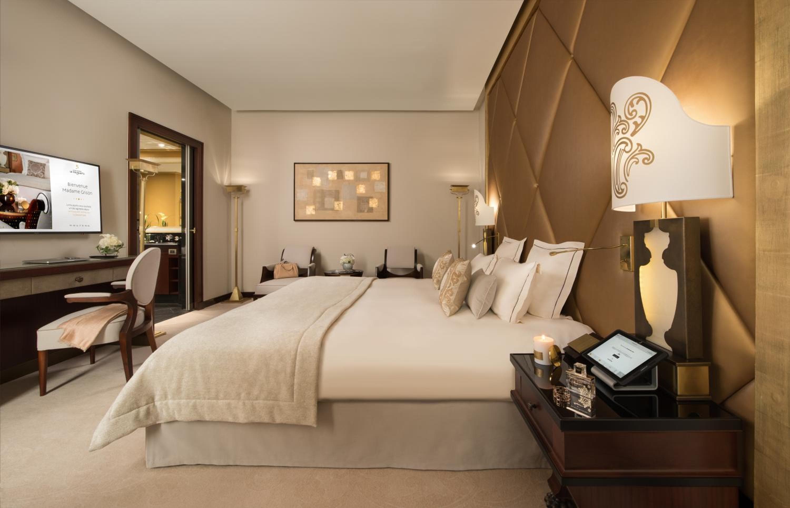 Fouquet's Paris — 18