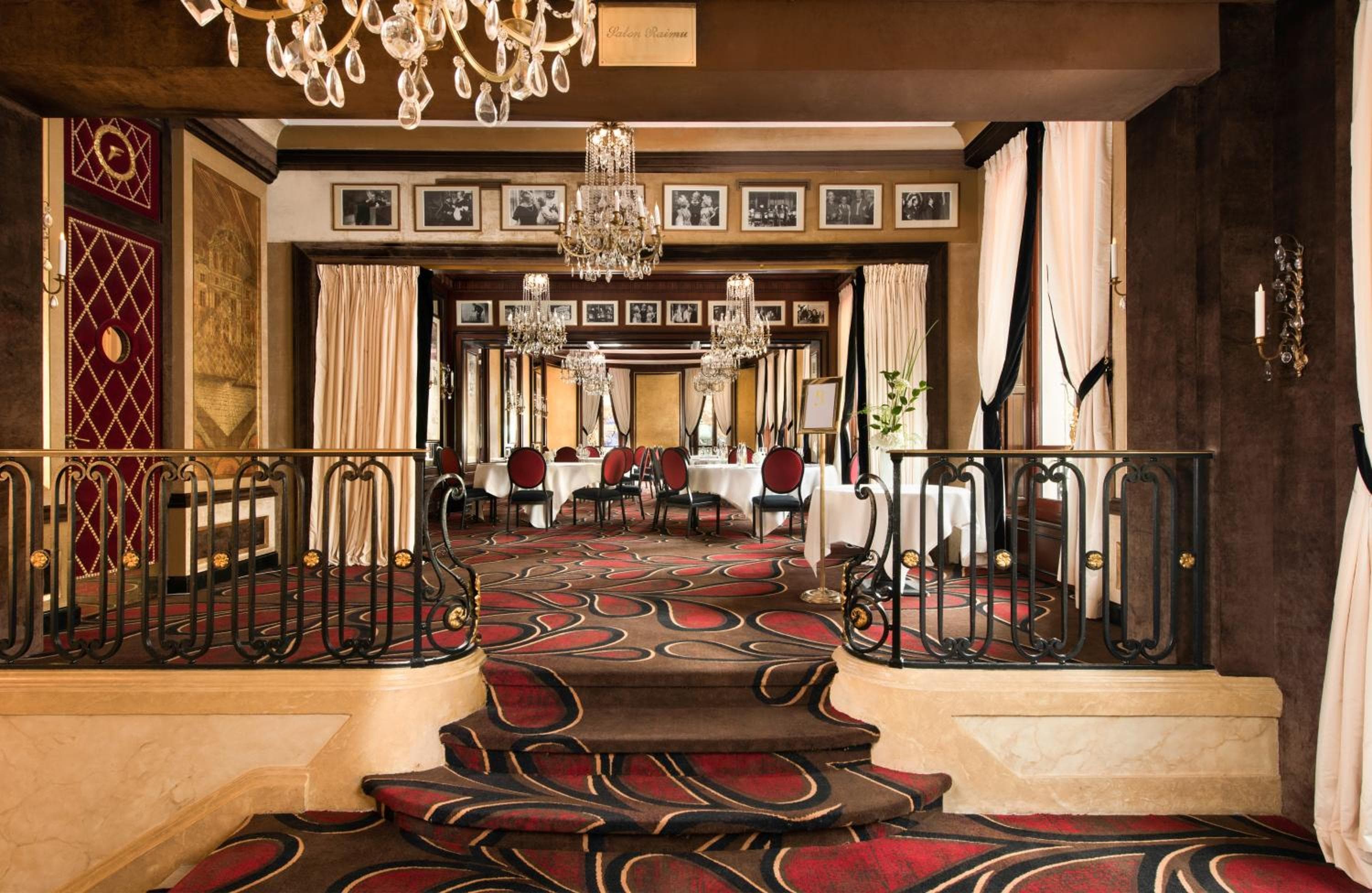 Fouquet's Paris — 22