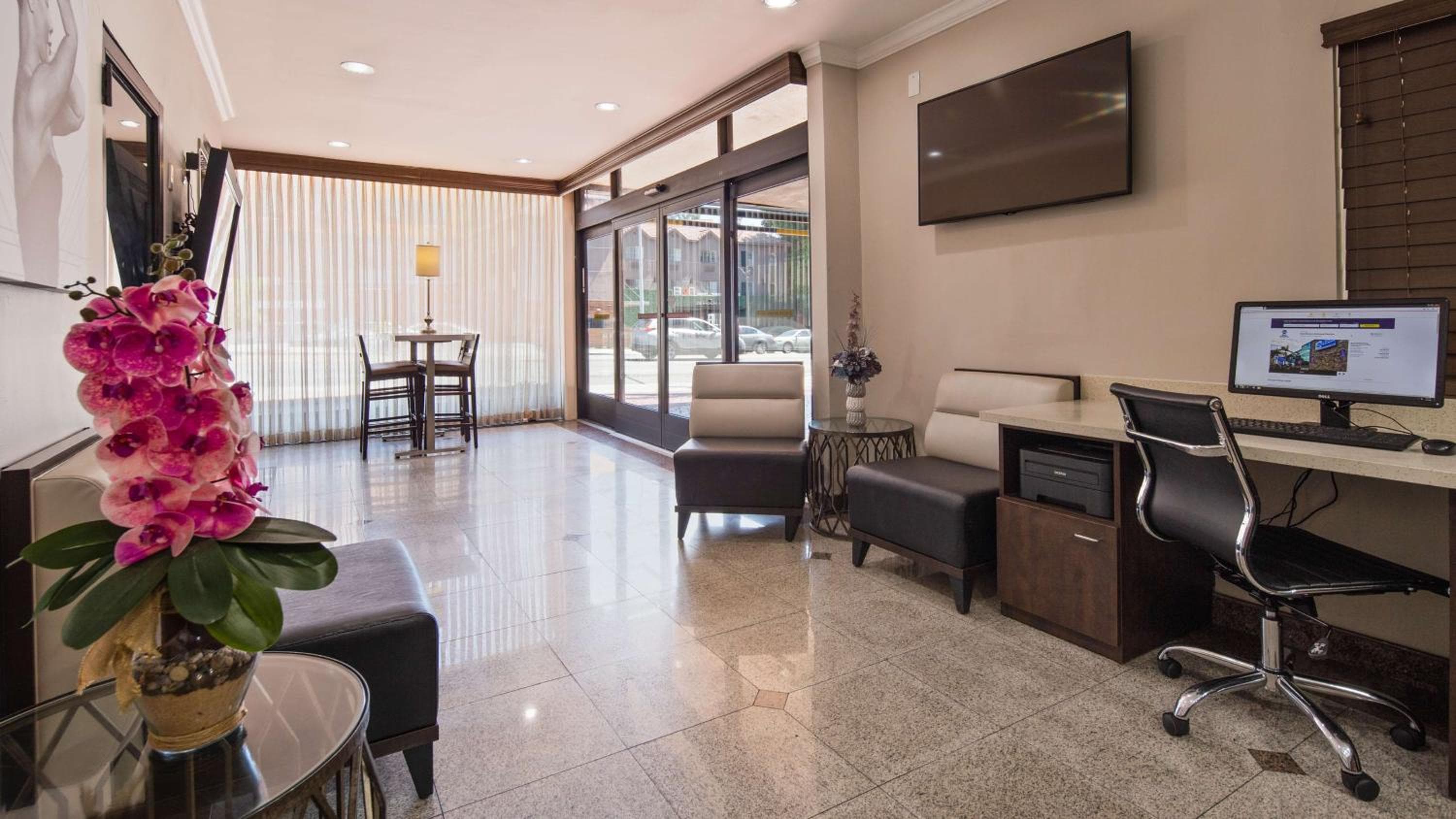 Best Western Hollywood Plaza Hotel - Walk of Fame Film City LA — 3