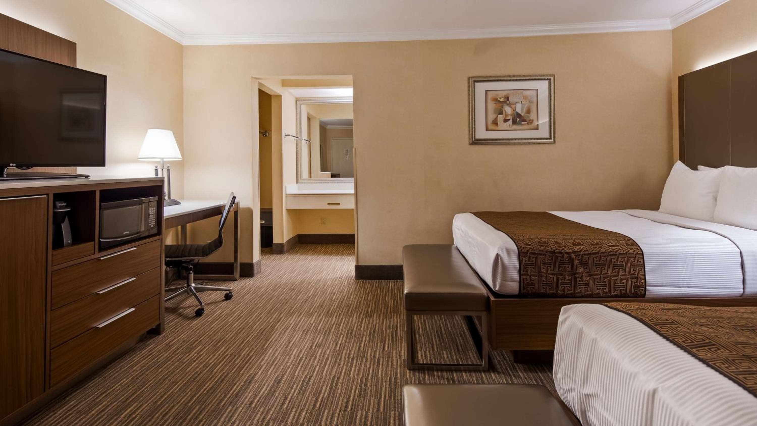 Best Western Hollywood Plaza Hotel - Walk of Fame Film City LA — 10